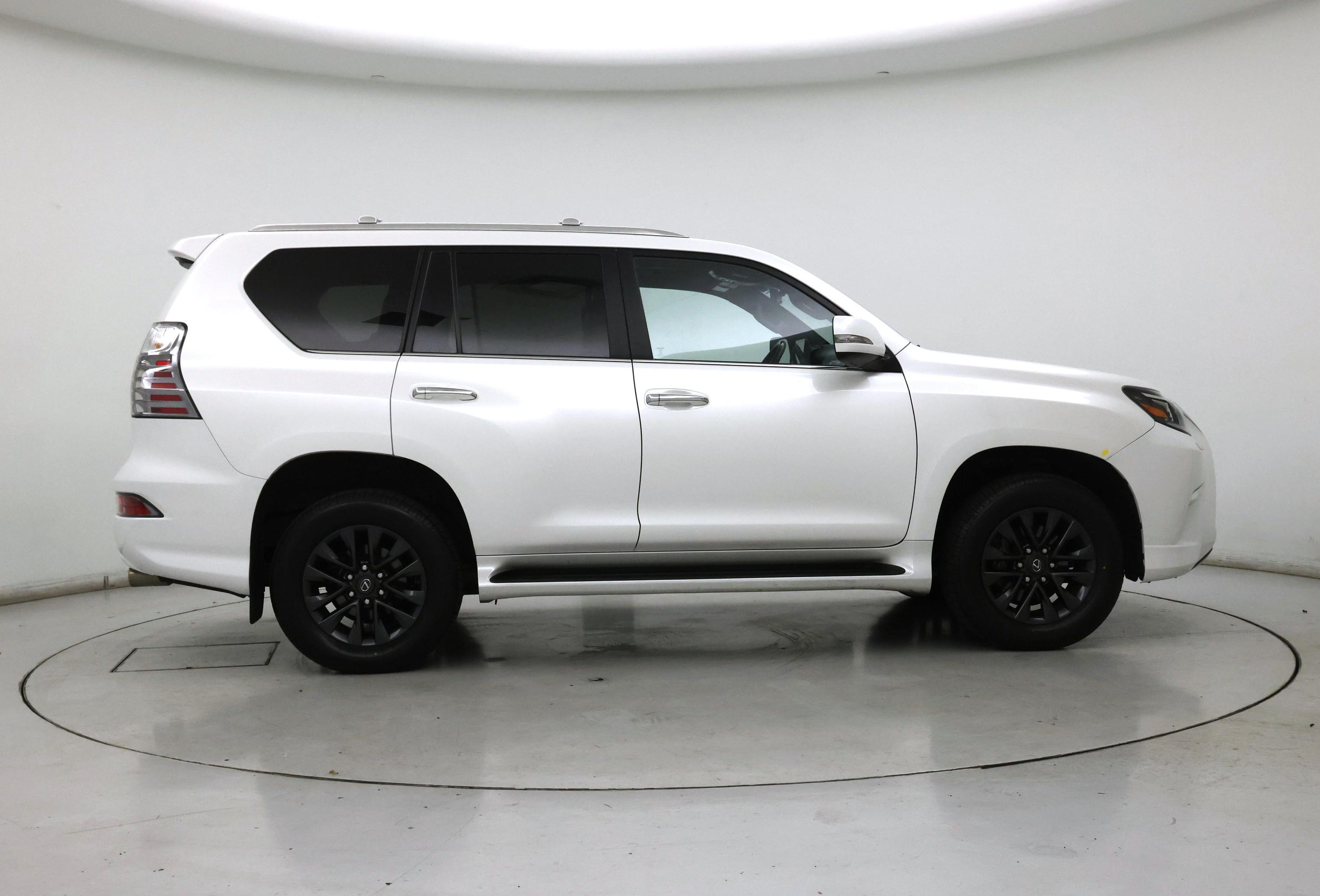 Thumbnail: 2023 Lexus GX - 7