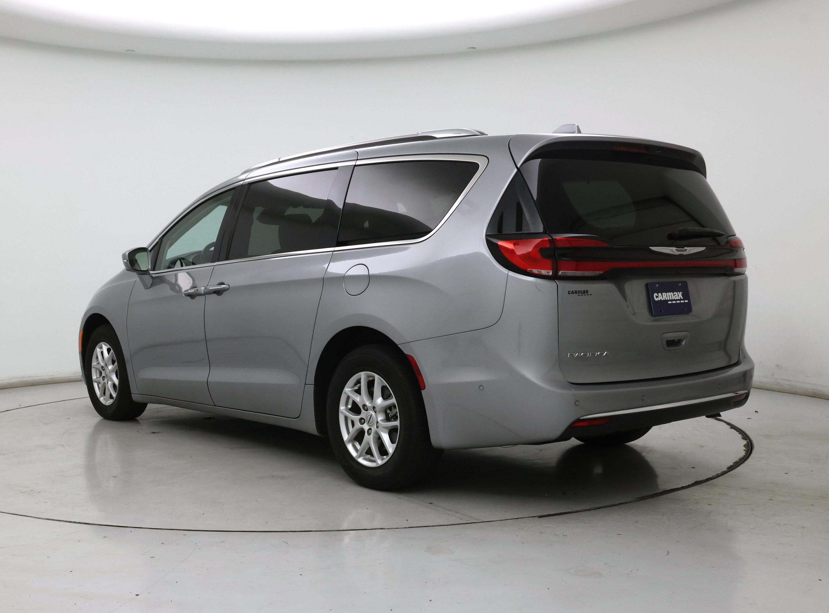 Thumbnail: 2021 Chrysler Pacifica - 2