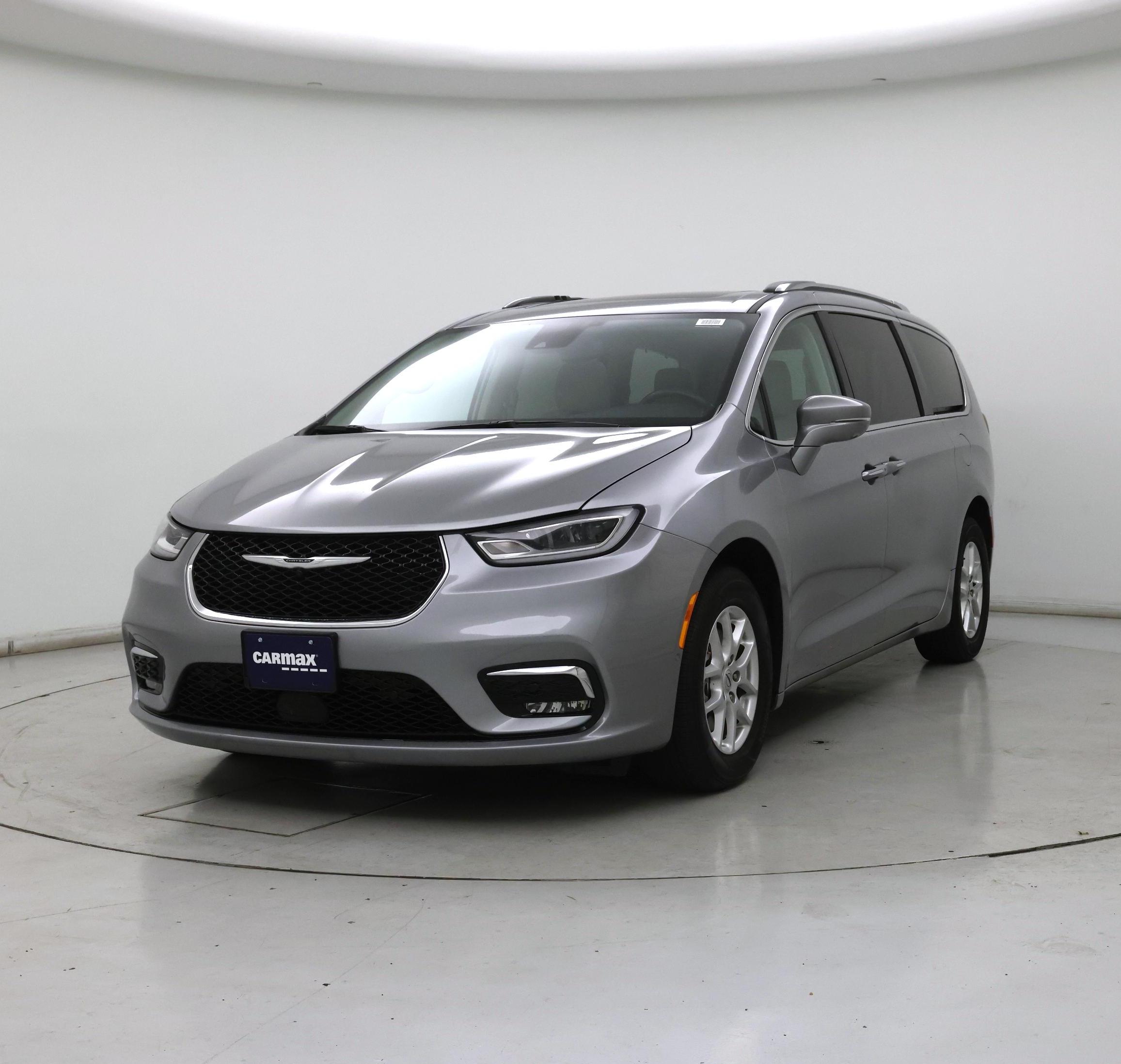 Thumbnail: 2021 Chrysler Pacifica - 4