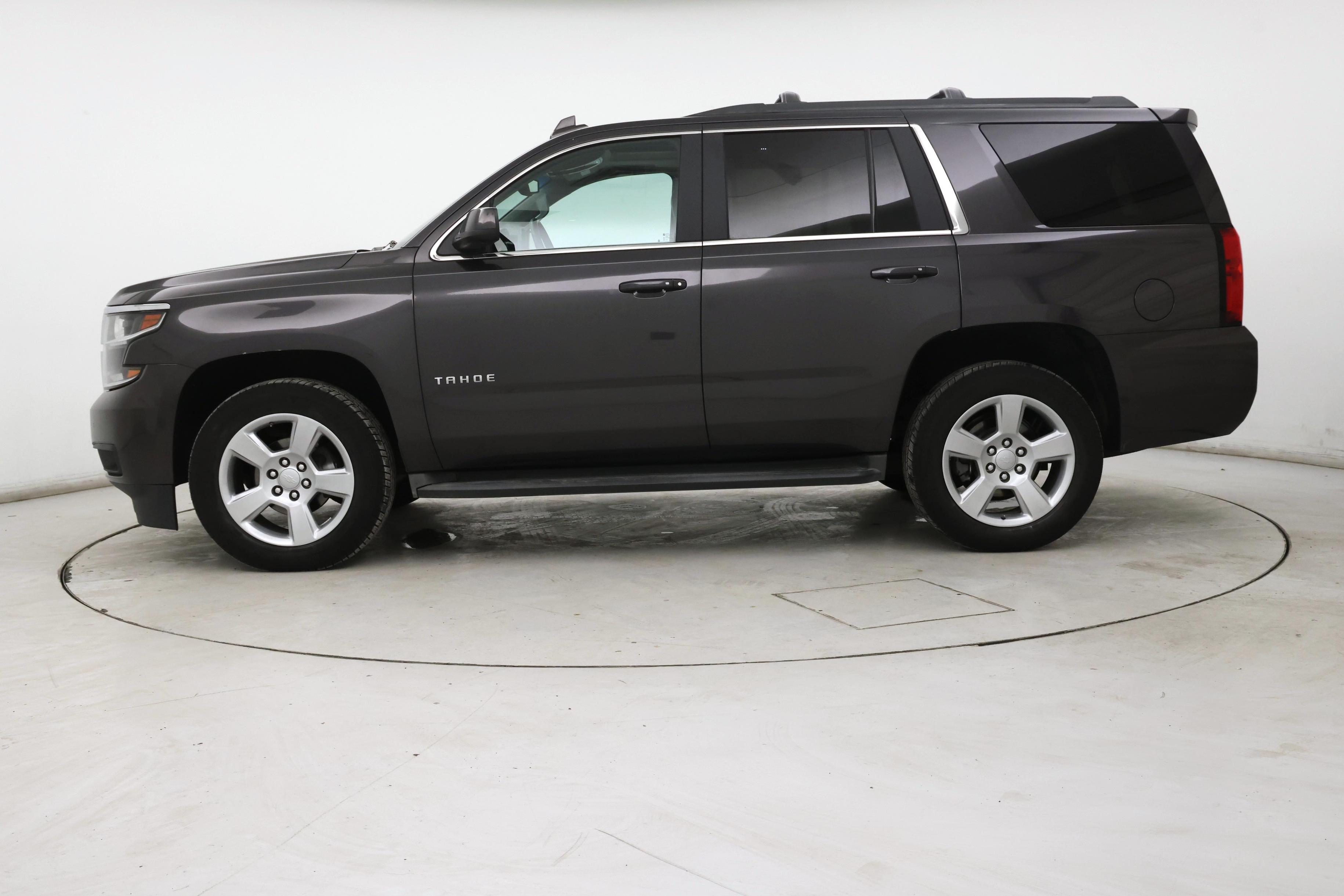 Thumbnail: 2016 Chevrolet Tahoe - 3