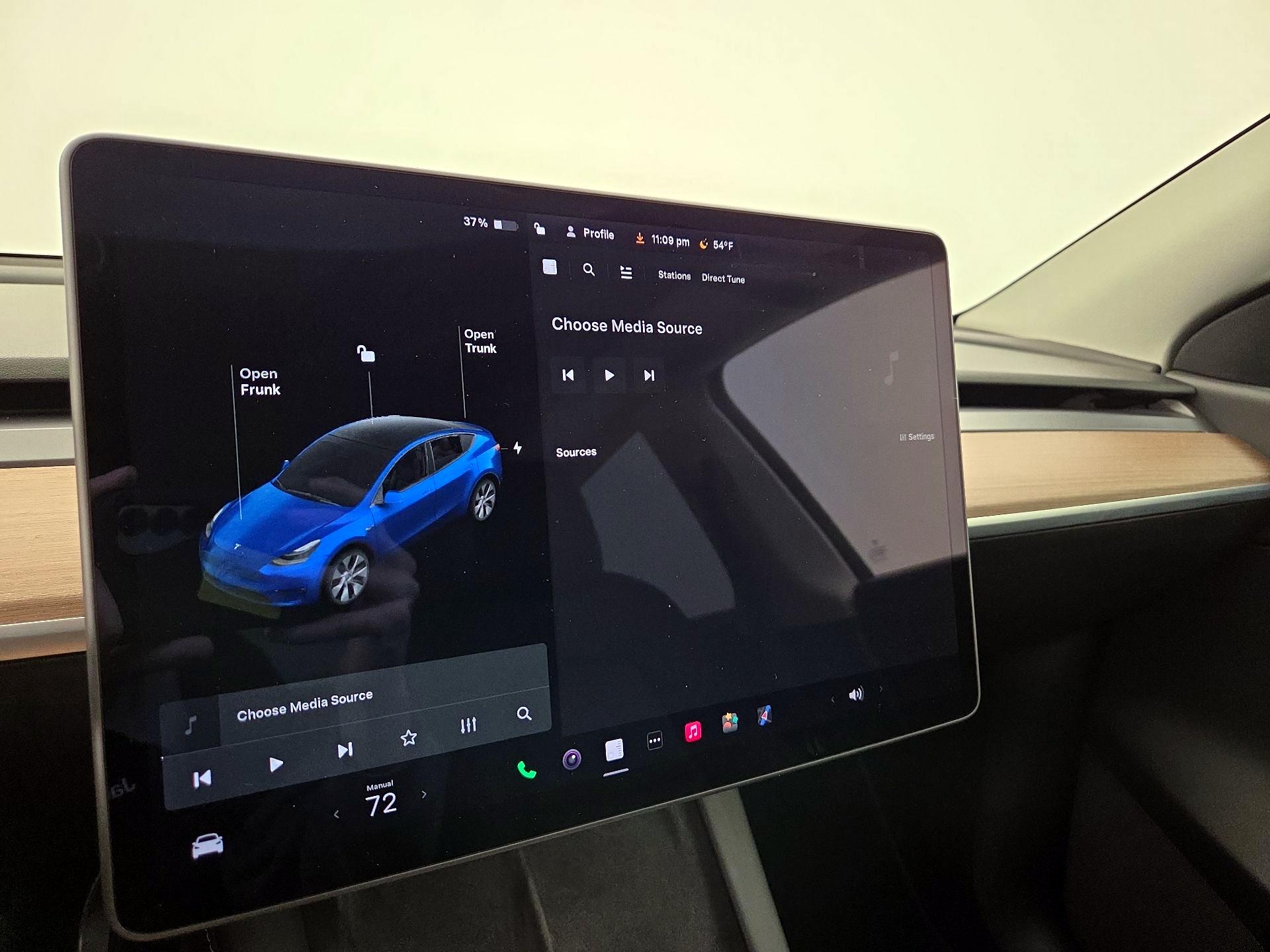 Thumbnail: 2022 Tesla Model Y - 15