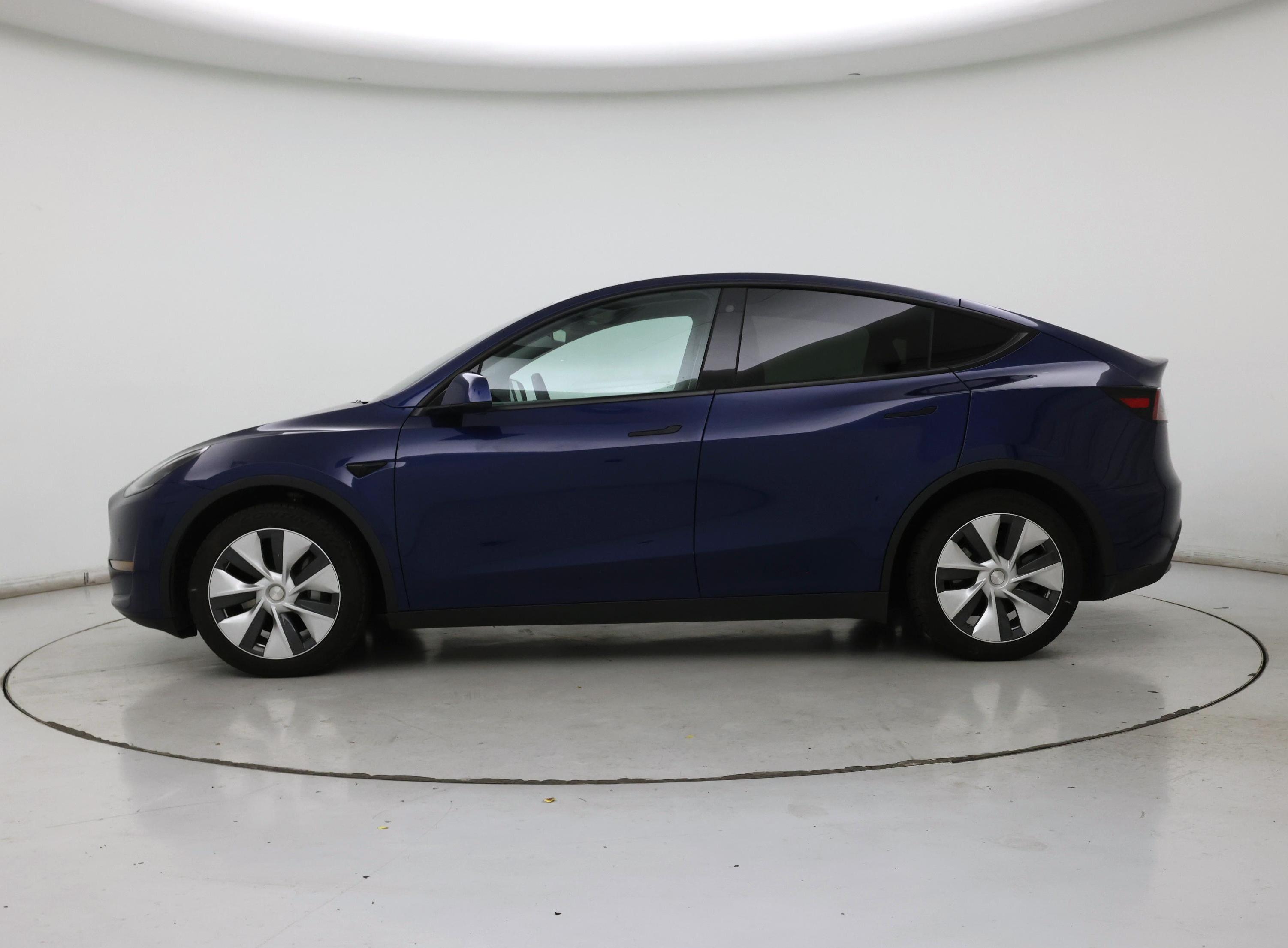 Thumbnail: 2022 Tesla Model Y - 3