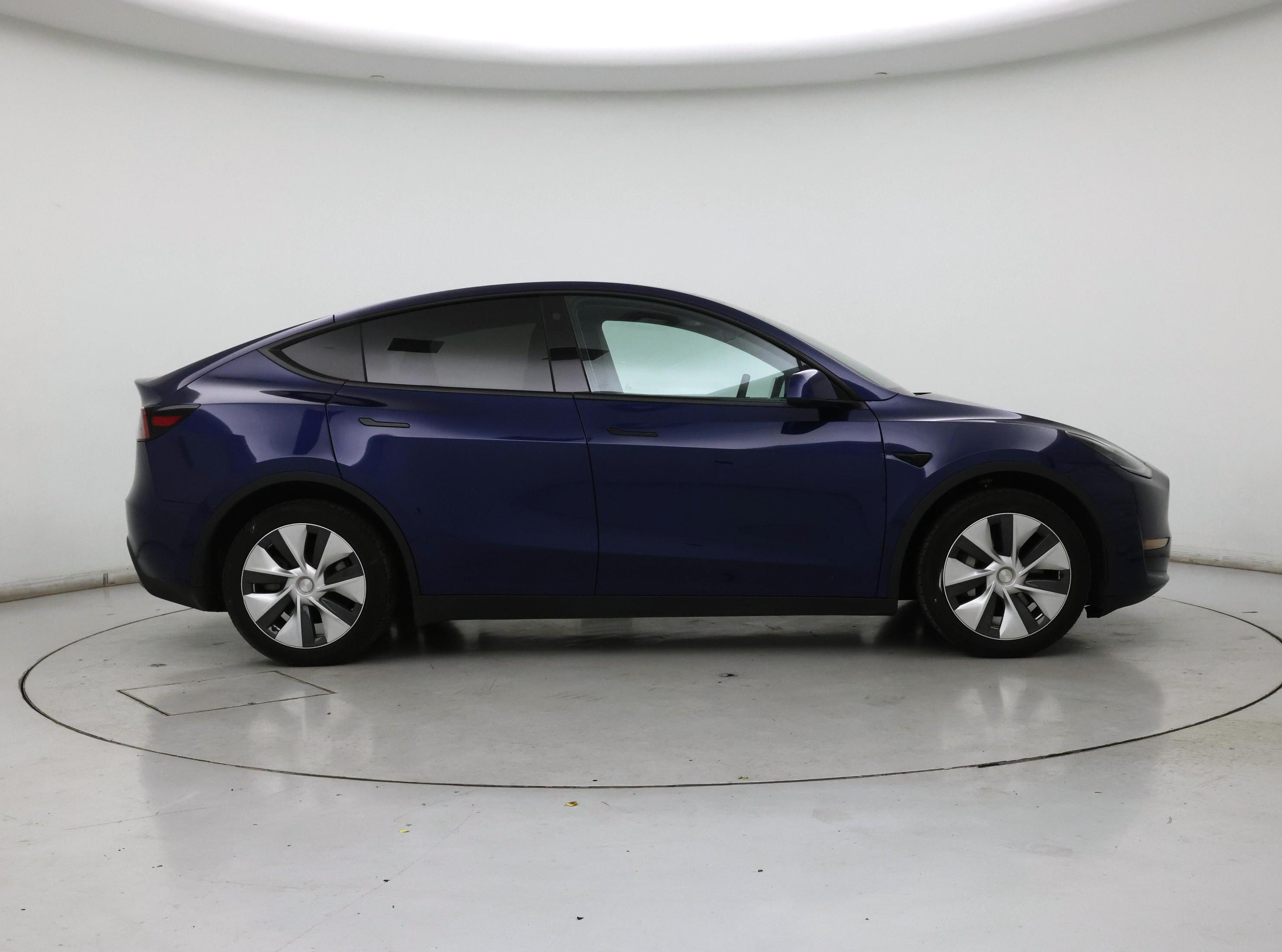 Thumbnail: 2022 Tesla Model Y - 7