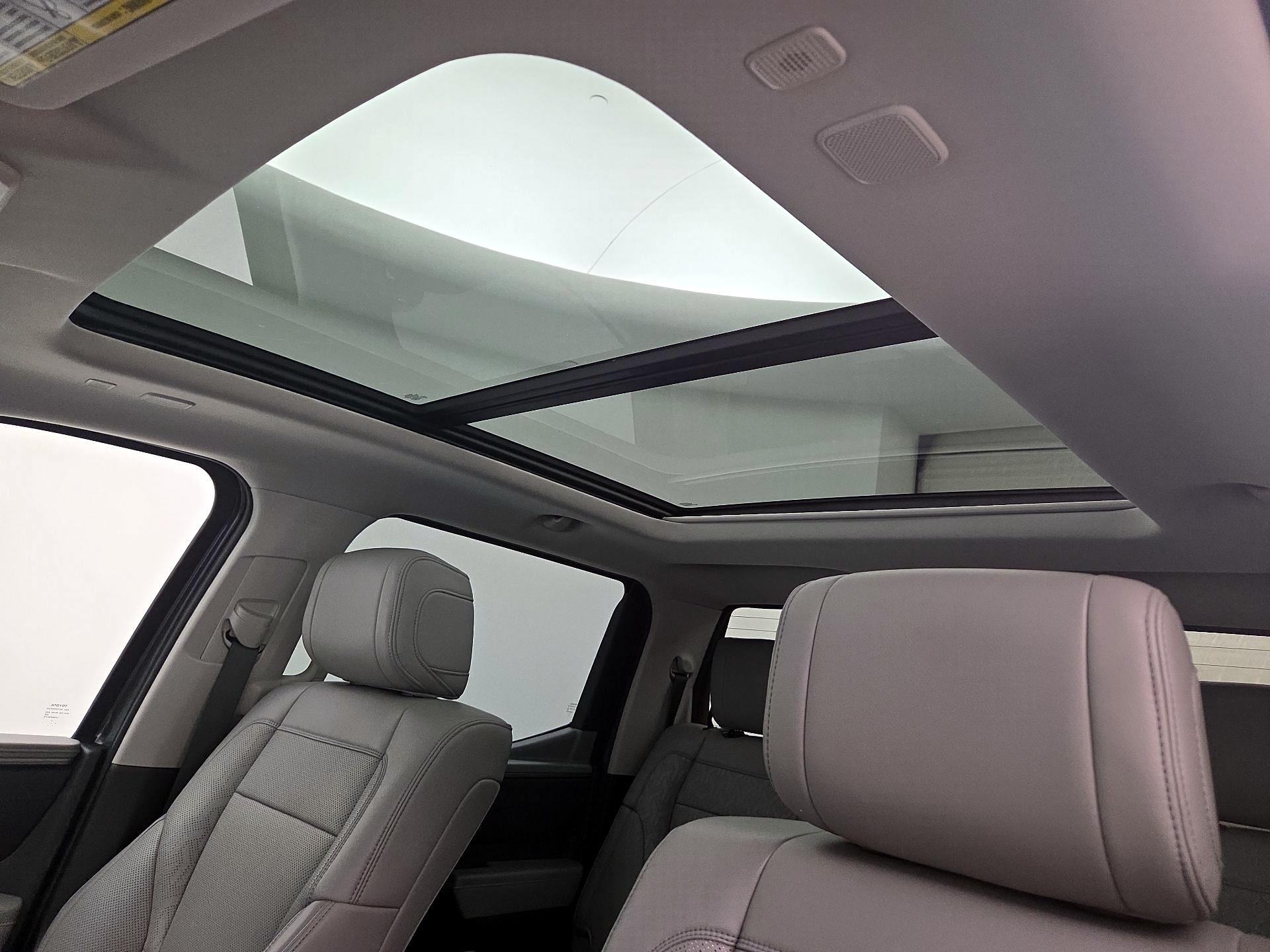 Thumbnail: 2023 Toyota Tundra - 19