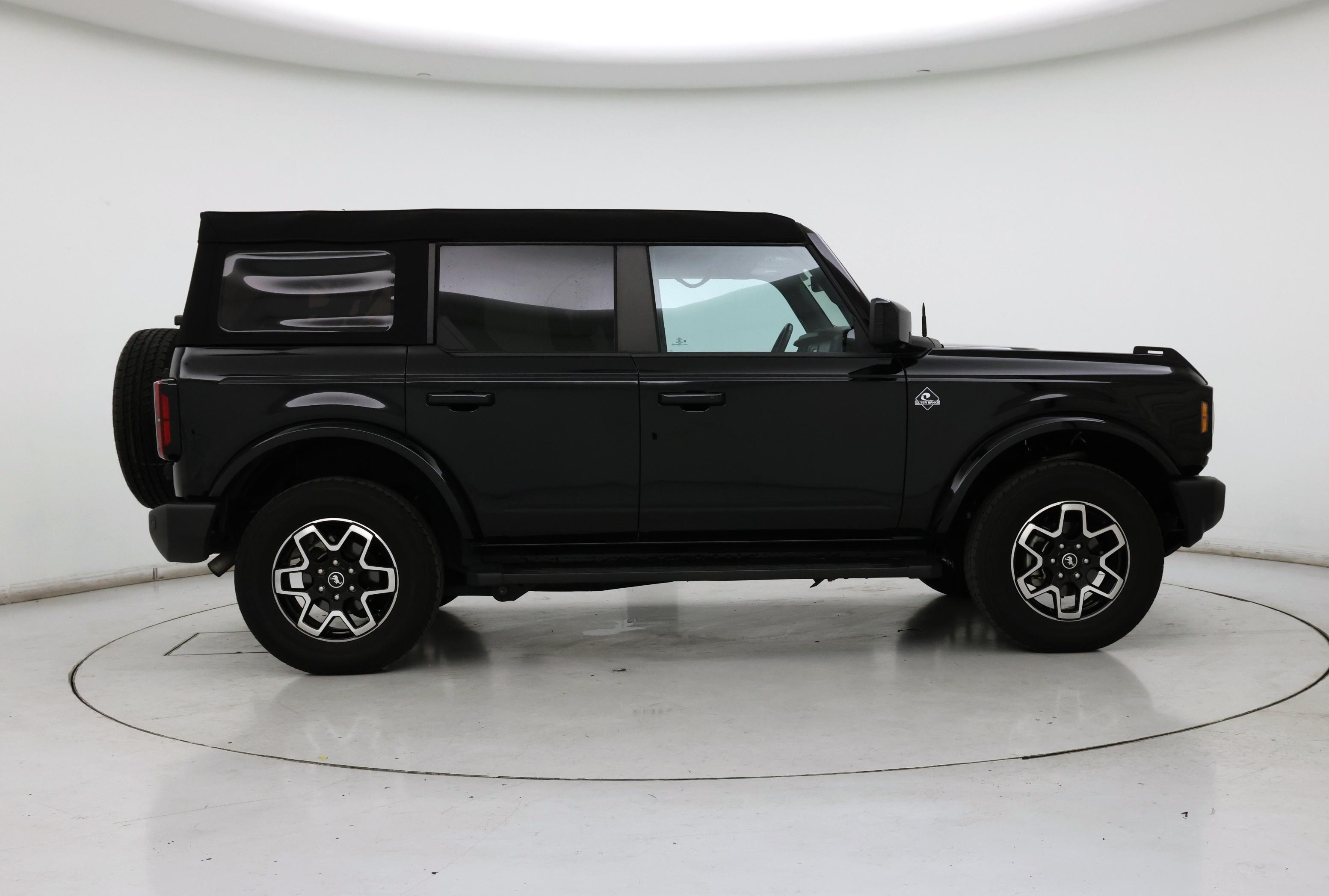 Thumbnail: 2023 Ford Bronco - 7