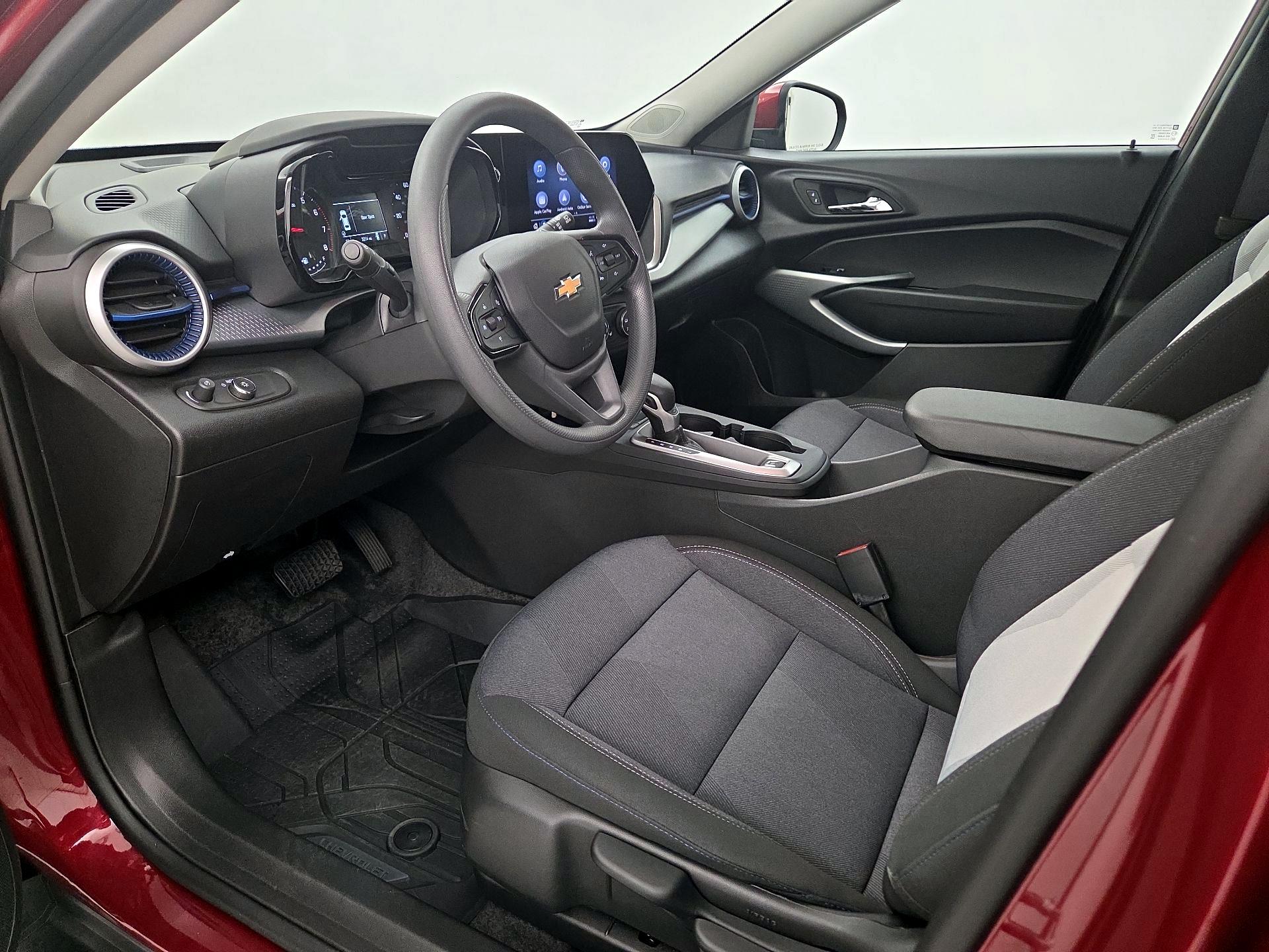 Thumbnail: 2025 Chevrolet Trax - 11