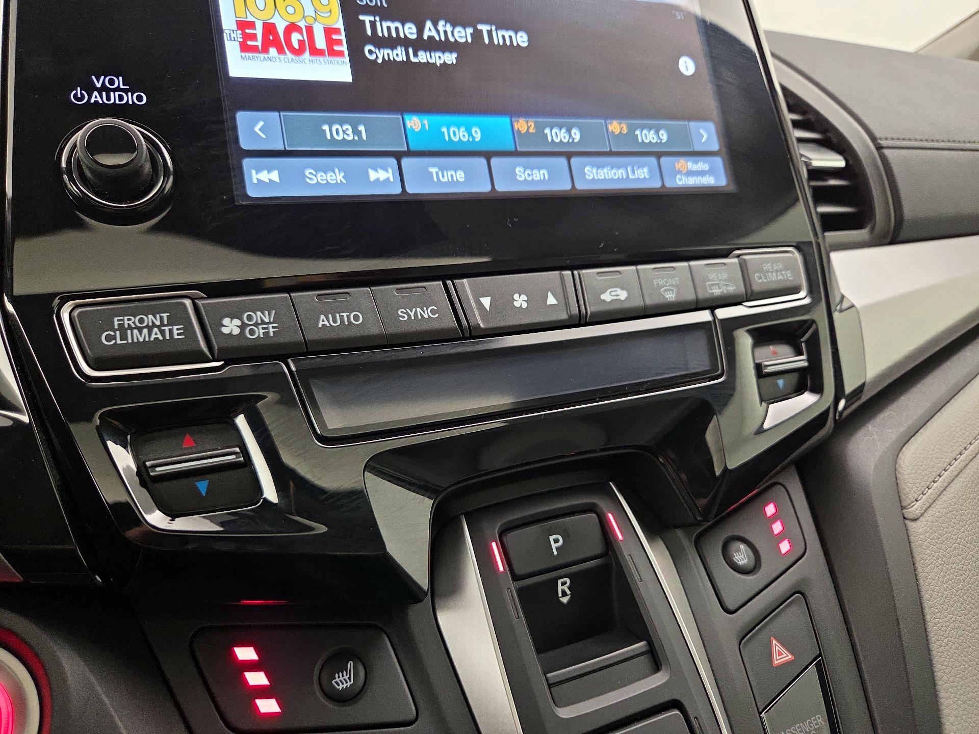 Thumbnail: 2020 Honda Odyssey - 16