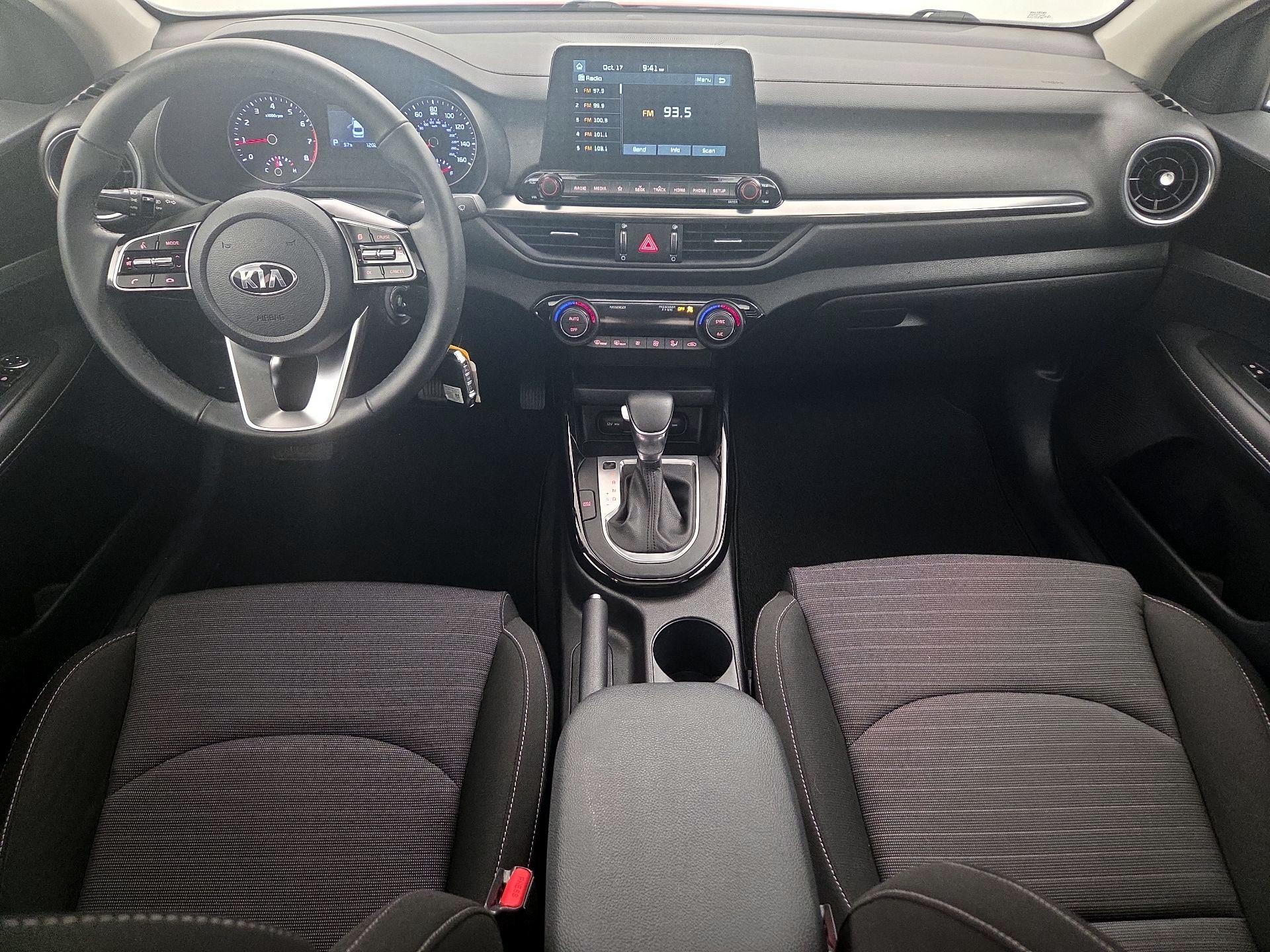 Thumbnail: 2019 Kia Forte - 9