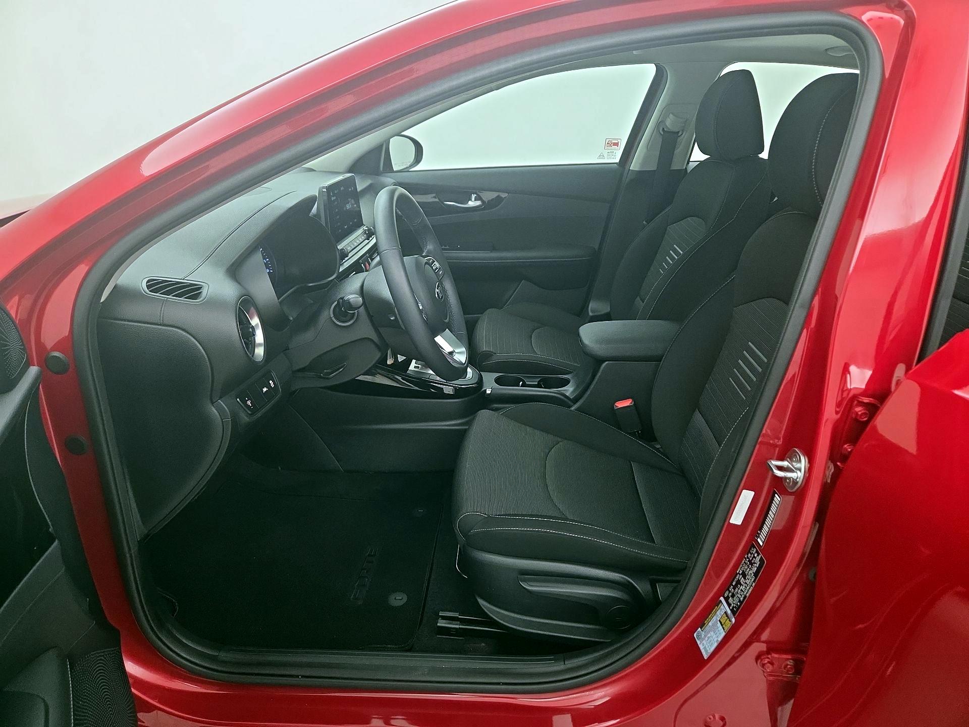 Thumbnail: 2019 Kia Forte - 11