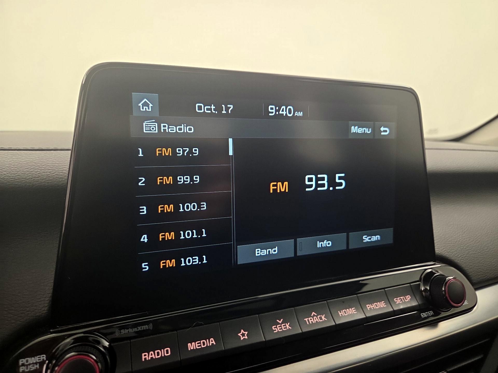 Thumbnail: 2019 Kia Forte - 15