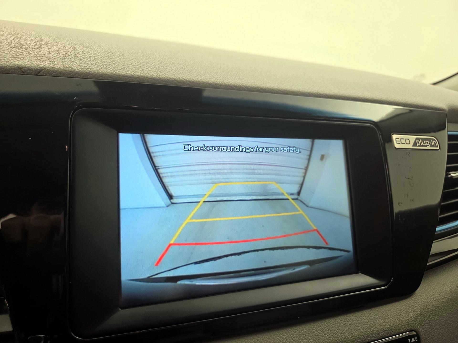 Thumbnail: 2018 Kia Niro - 14