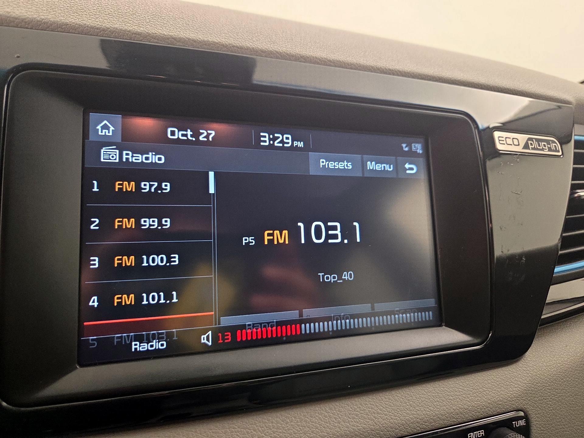 Thumbnail: 2018 Kia Niro - 15