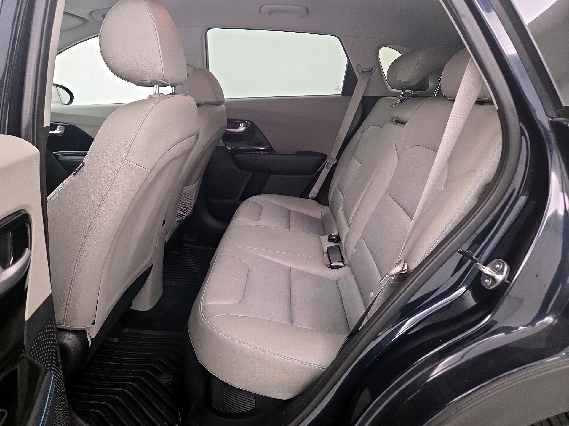 Thumbnail: 2018 Kia Niro - 19