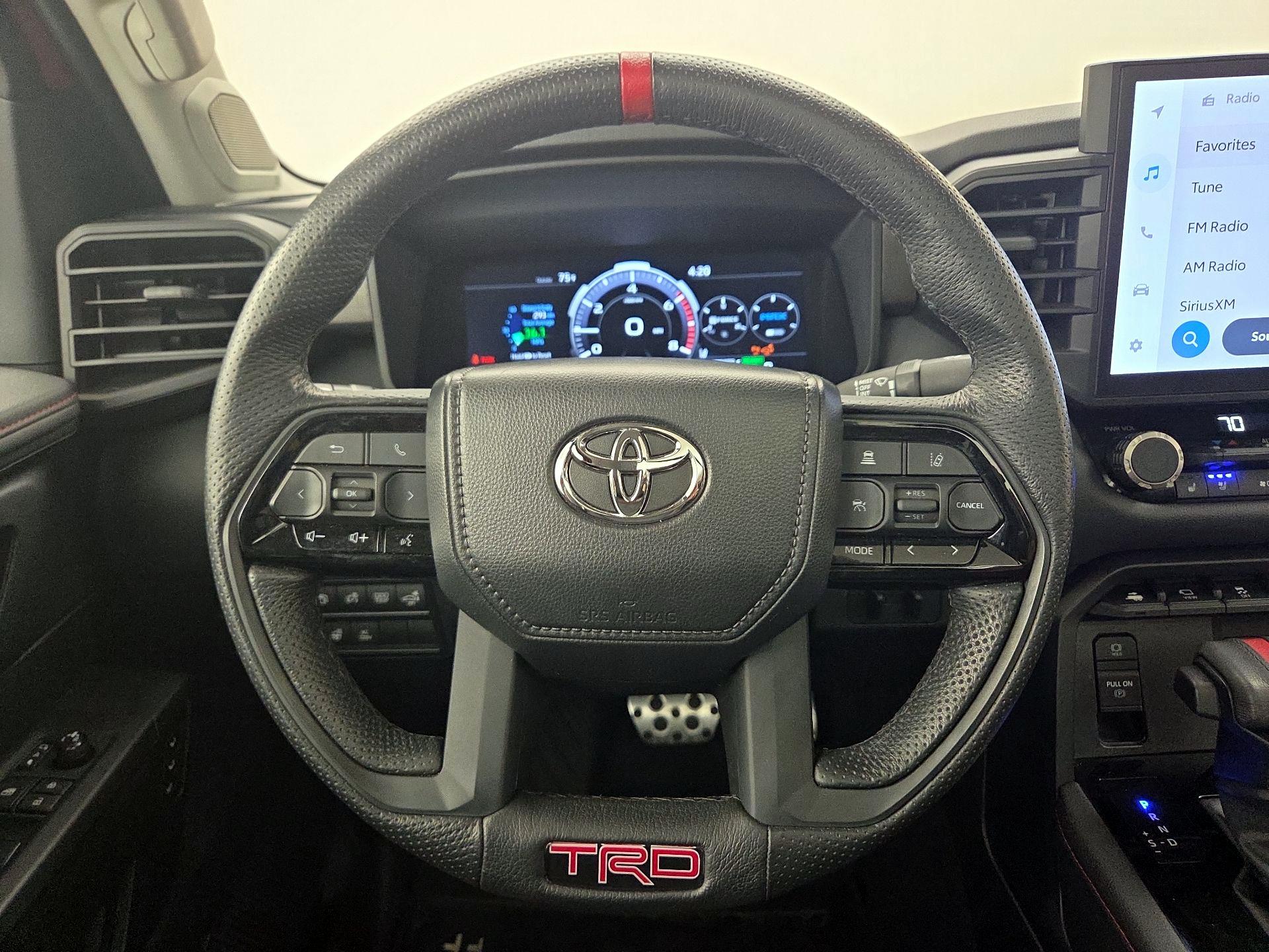 Thumbnail: 2022 Toyota Tundra - 10
