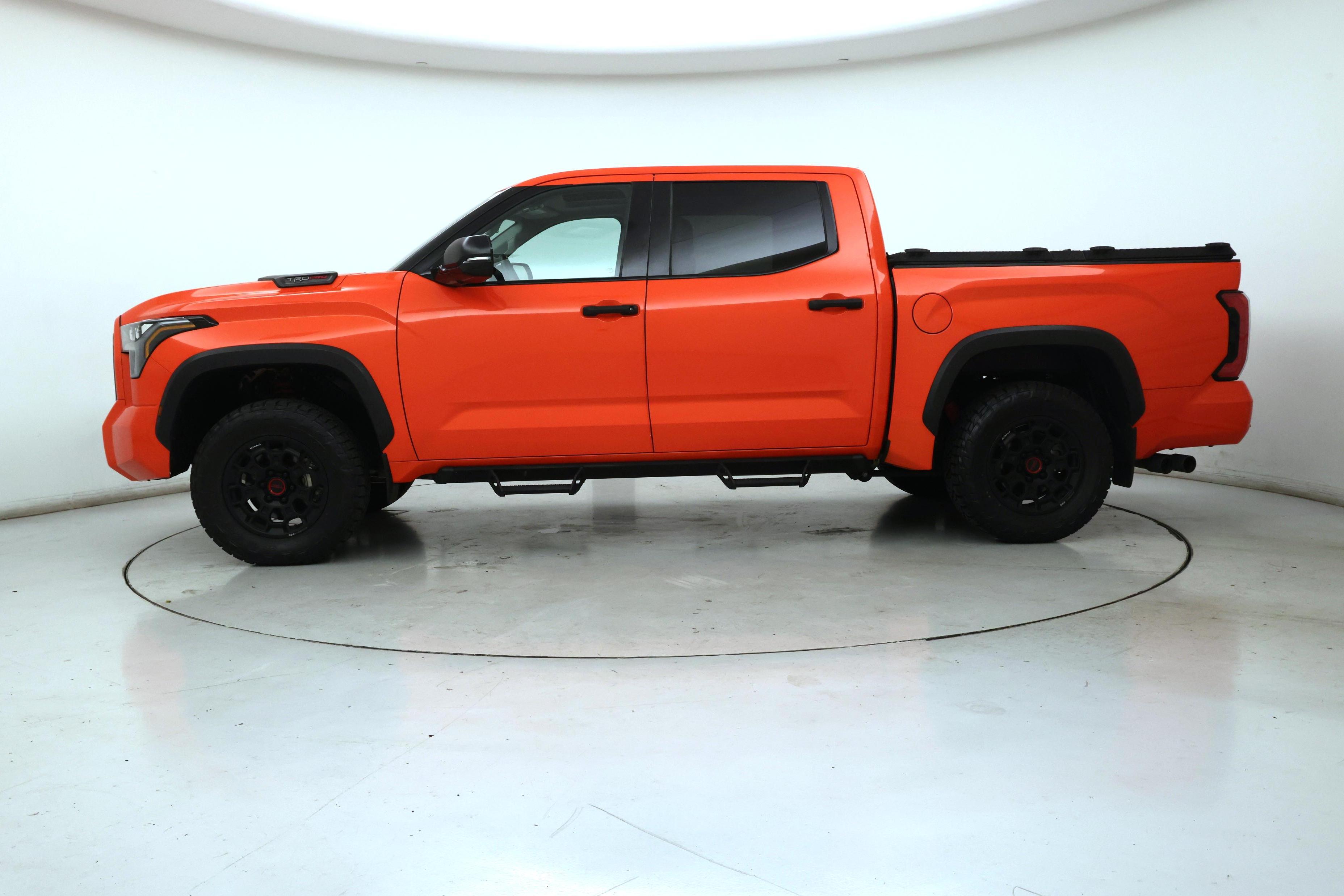 Thumbnail: 2022 Toyota Tundra - 3