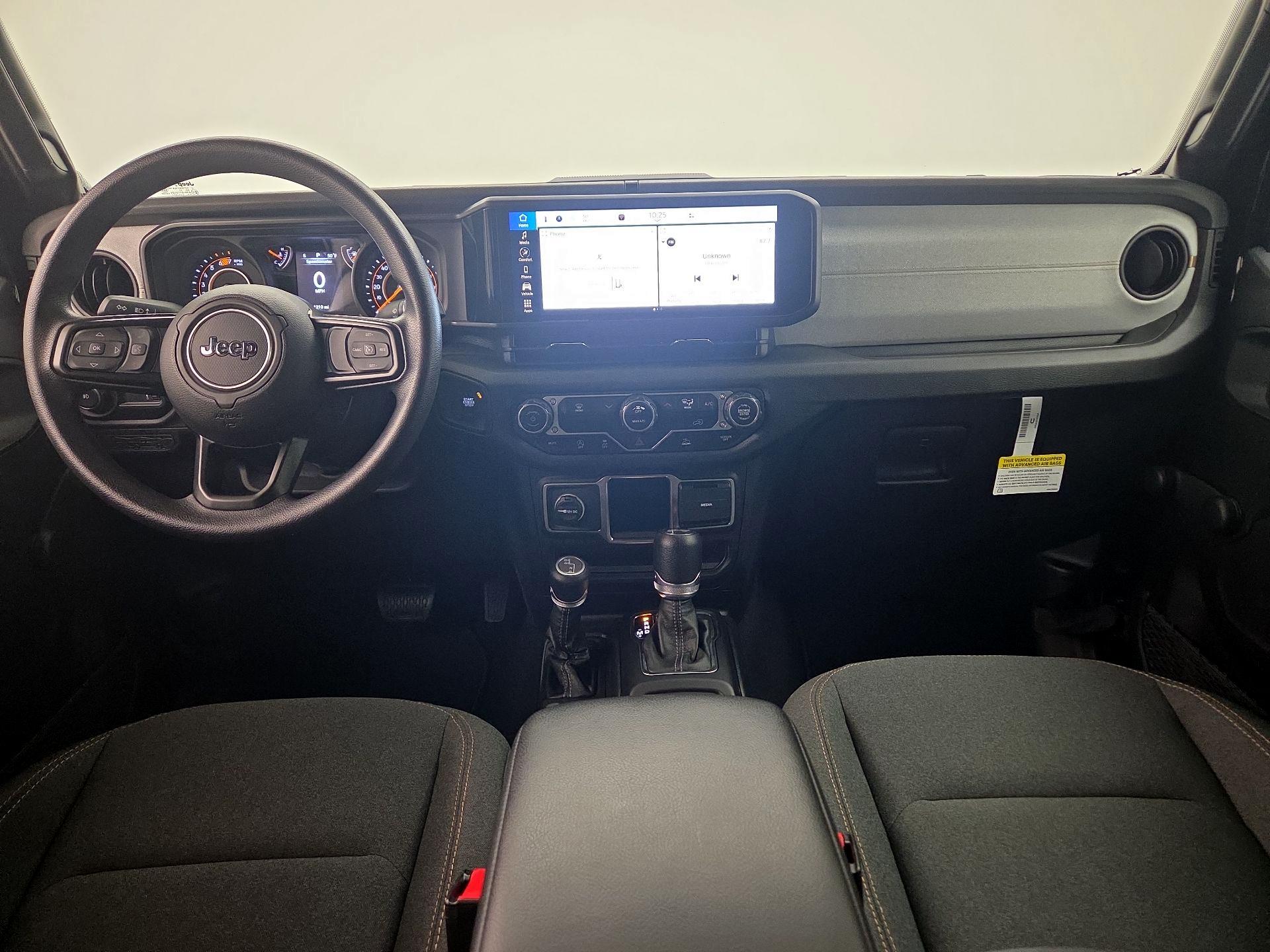 Thumbnail: 2024 Jeep Wrangler - 9