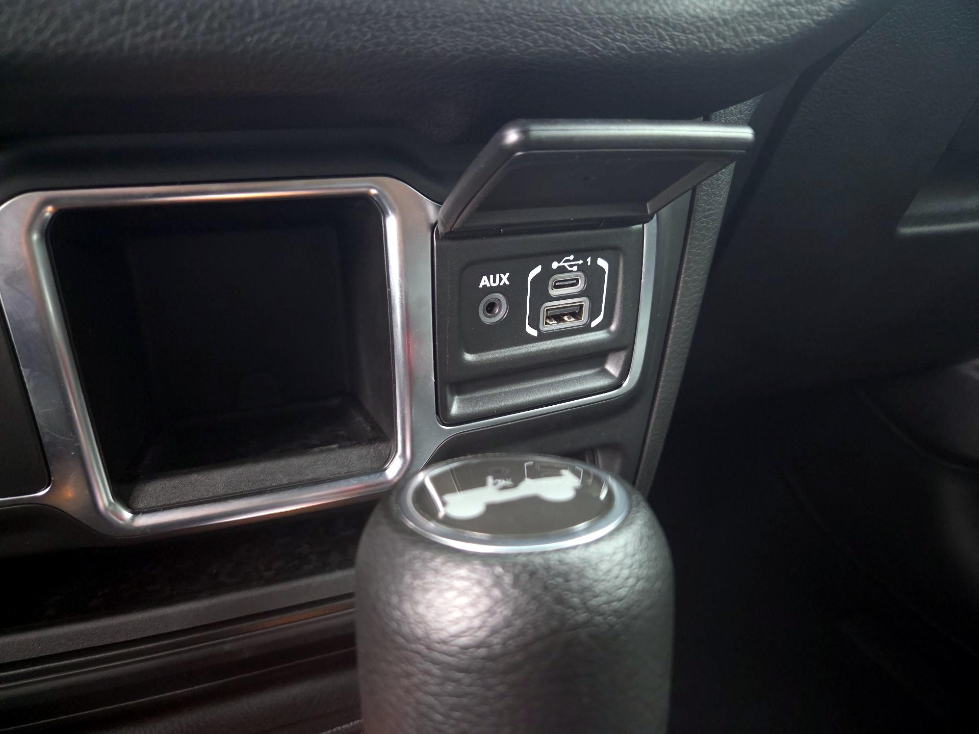 Thumbnail: 2024 Jeep Wrangler - 18