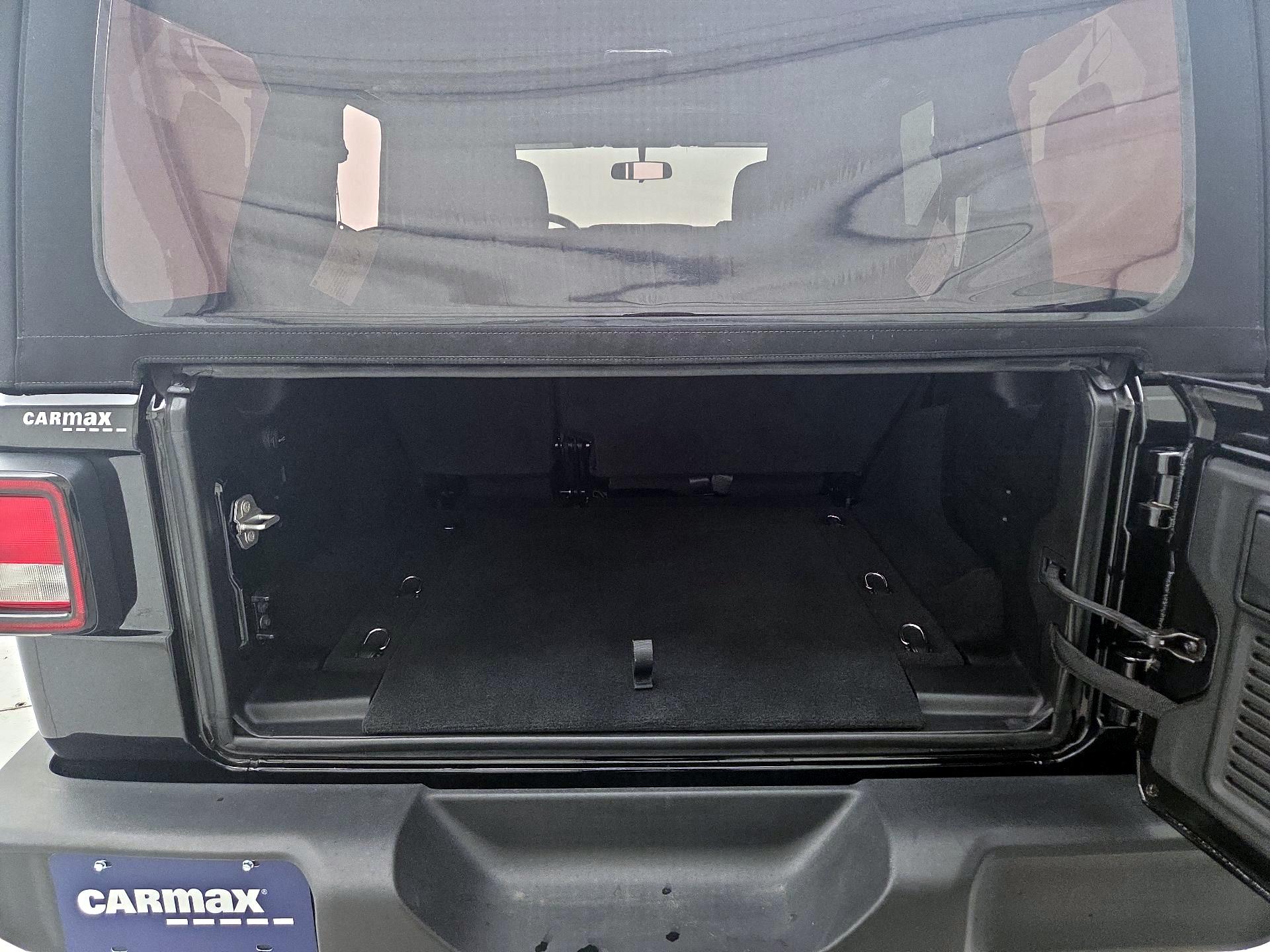 Thumbnail: 2024 Jeep Wrangler - 20