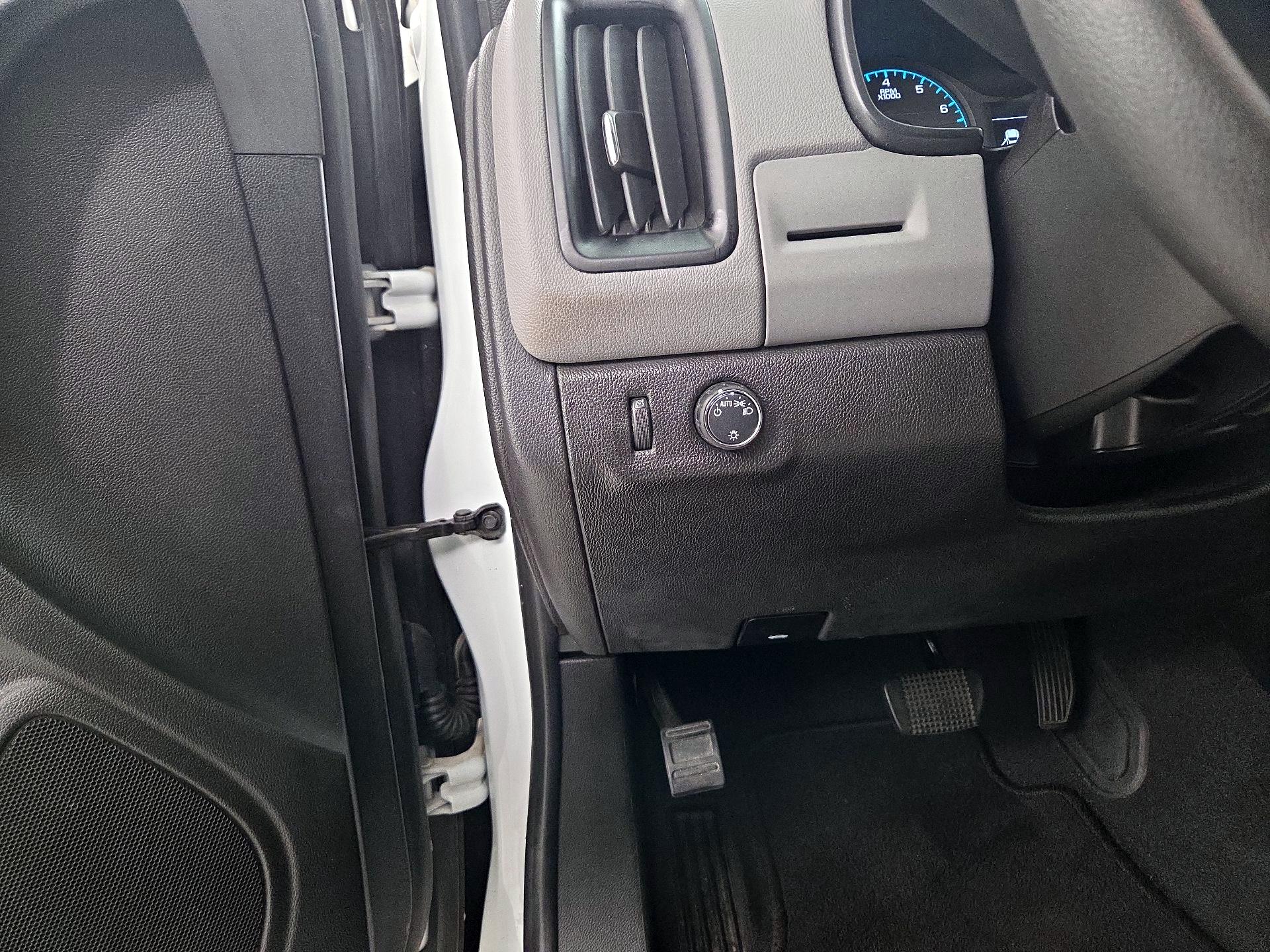 Thumbnail: 2019 Chevrolet Colorado - 13