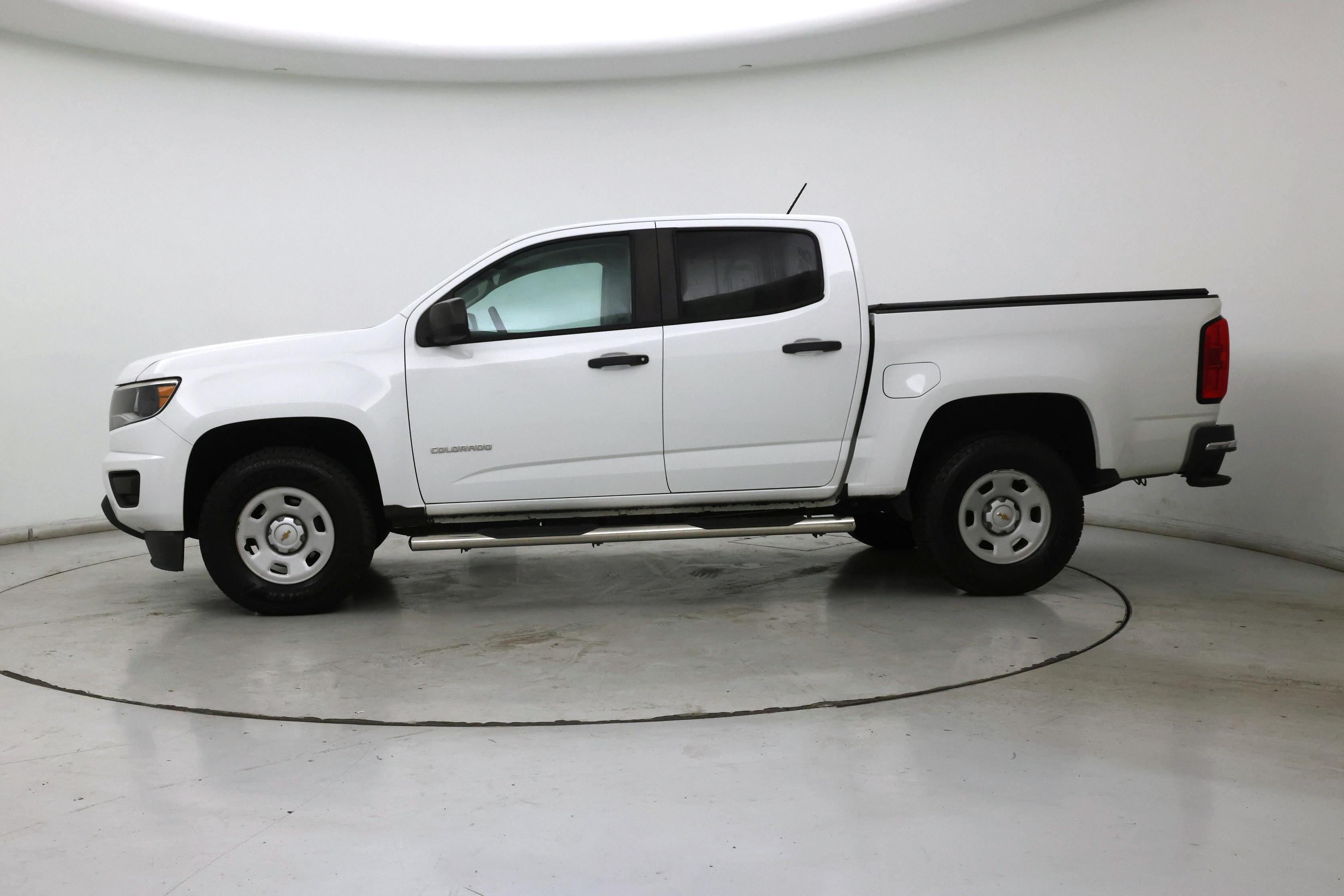 Thumbnail: 2019 Chevrolet Colorado - 3