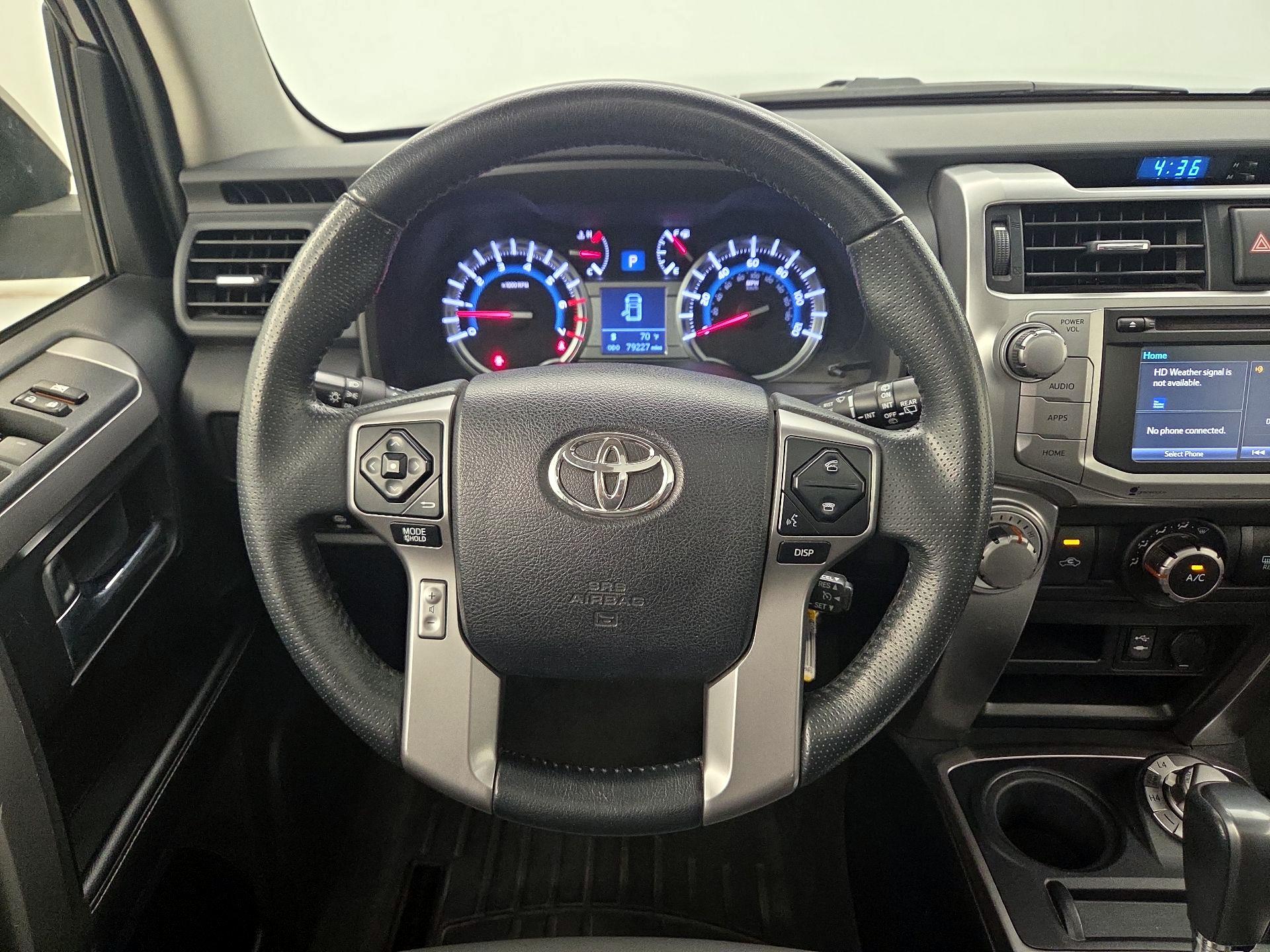 Thumbnail: 2015 Toyota 4Runner - 10