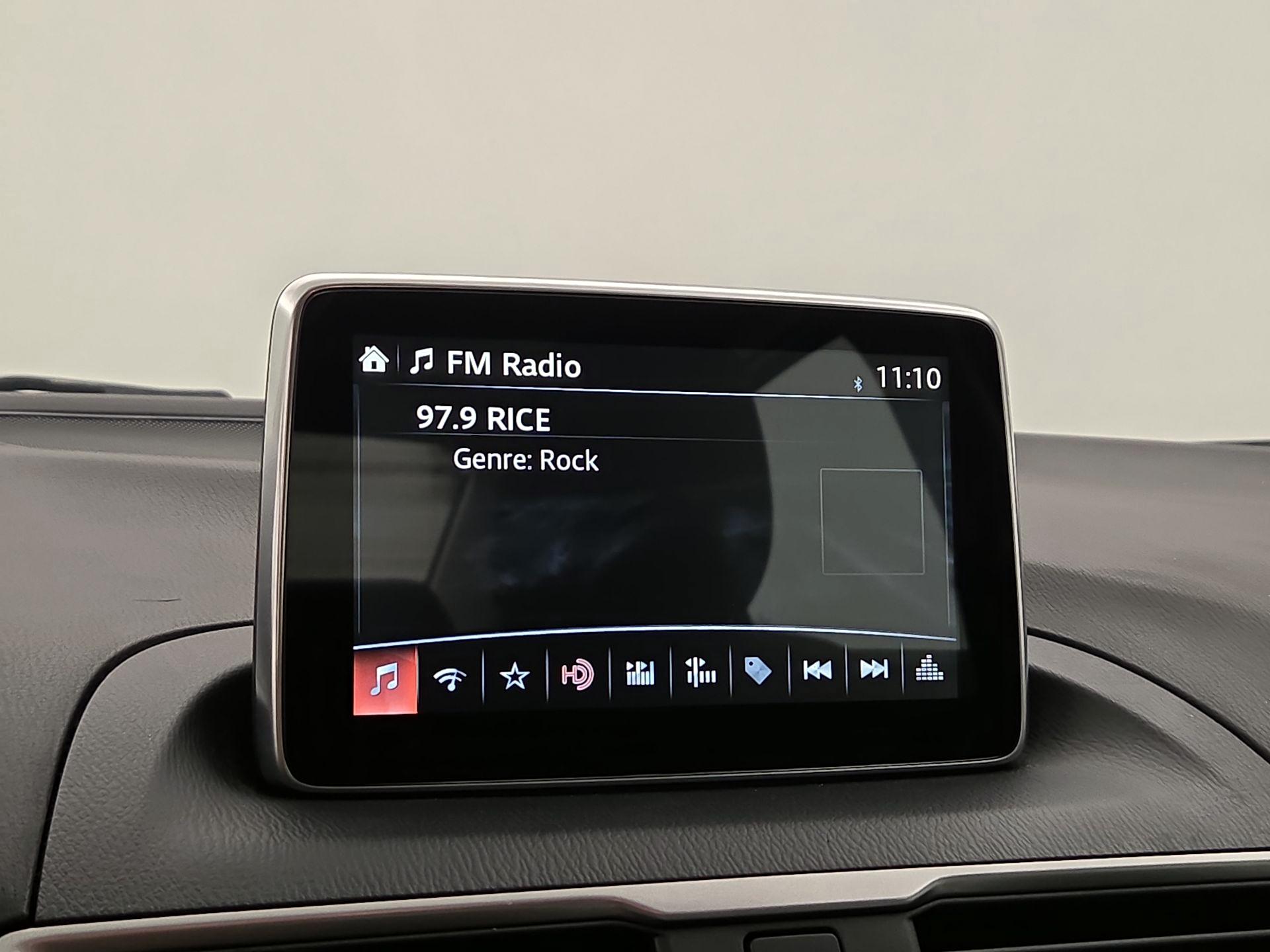 Thumbnail: 2016 Mazda Mazda3 - 16