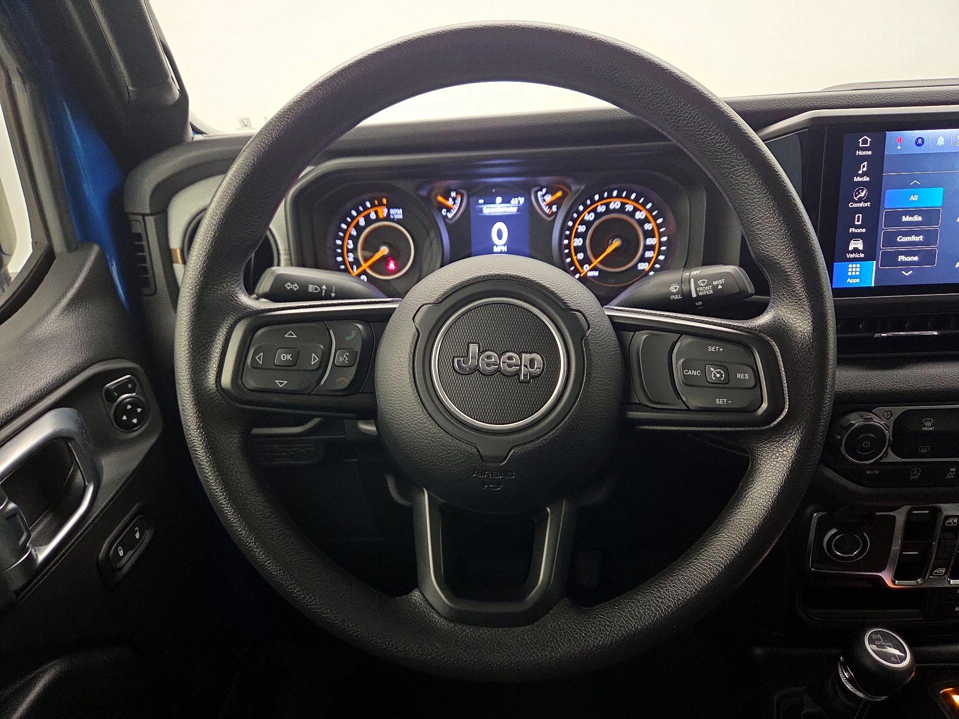 Thumbnail: 2024 Jeep Gladiator - 10