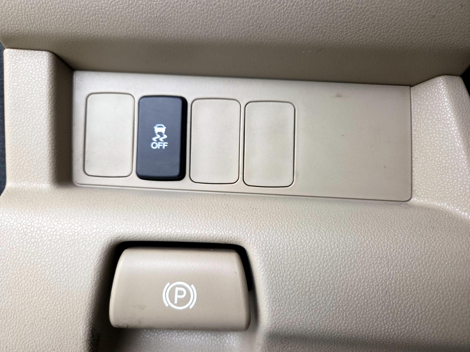 Thumbnail: 2014 Honda Pilot - 13