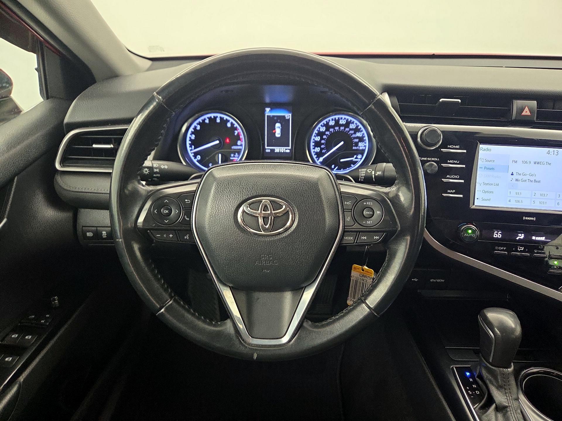 Thumbnail: 2020 Toyota Camry - 10