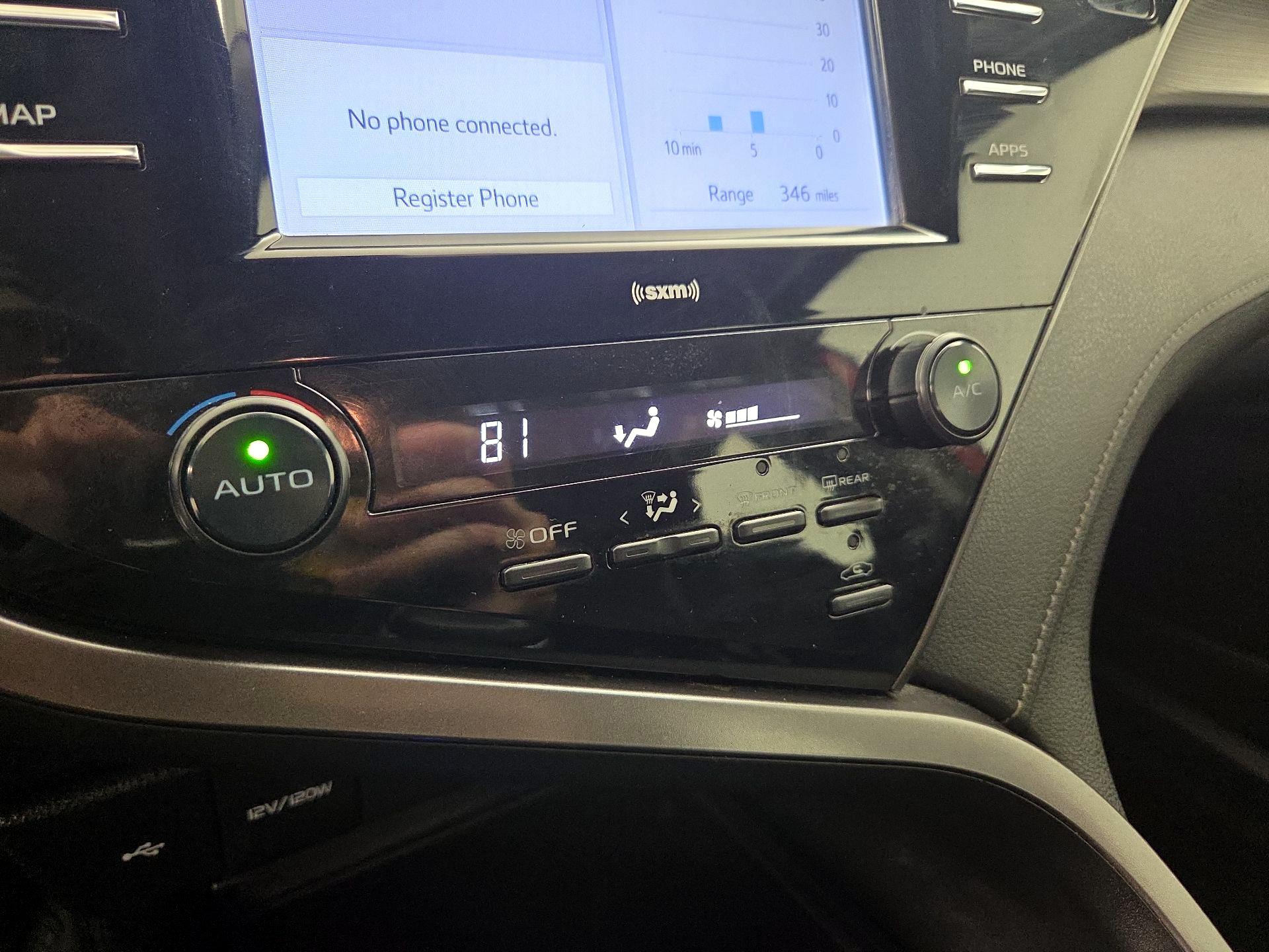Thumbnail: 2020 Toyota Camry - 16