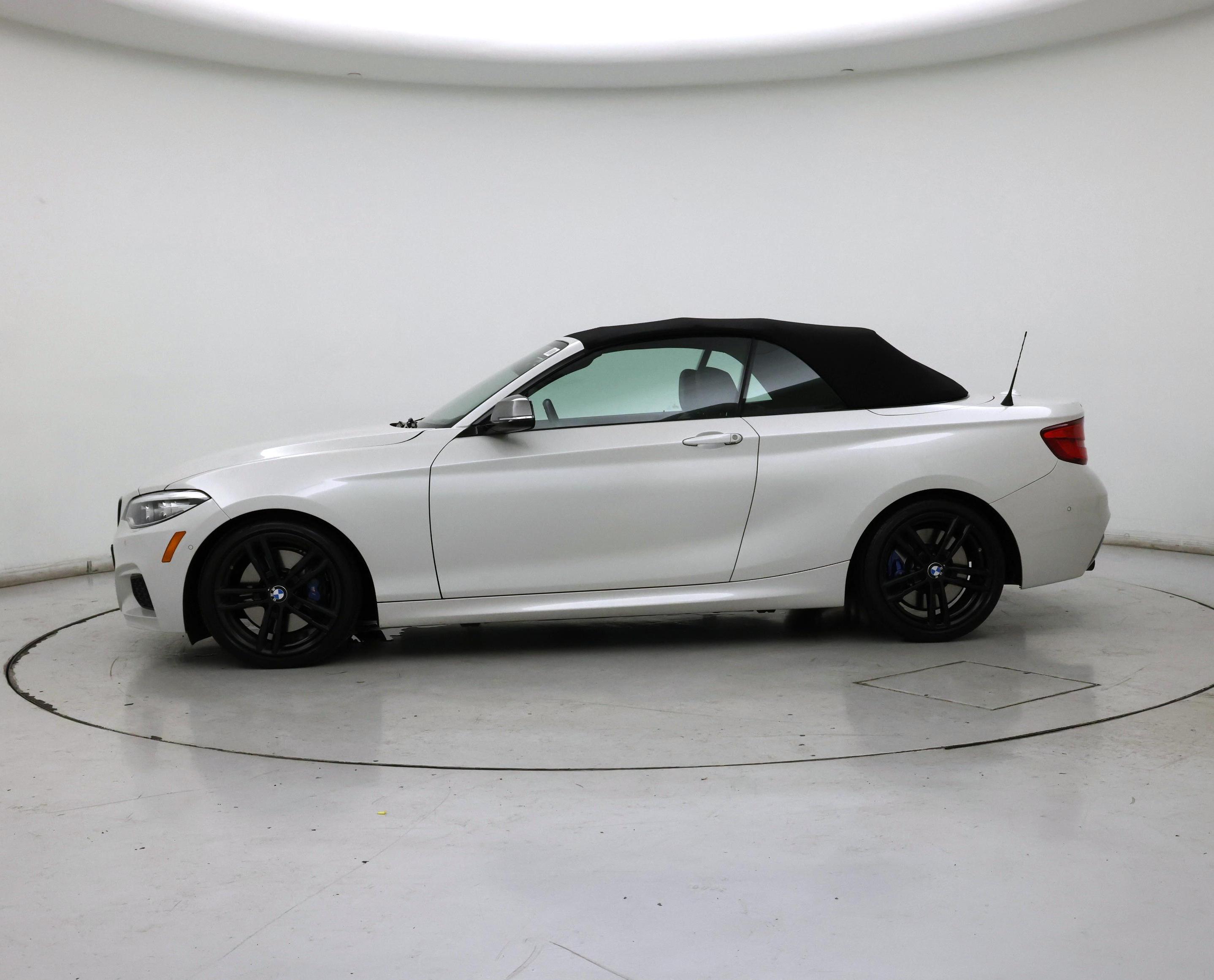 Thumbnail: 2018 BMW 2 Series - 3
