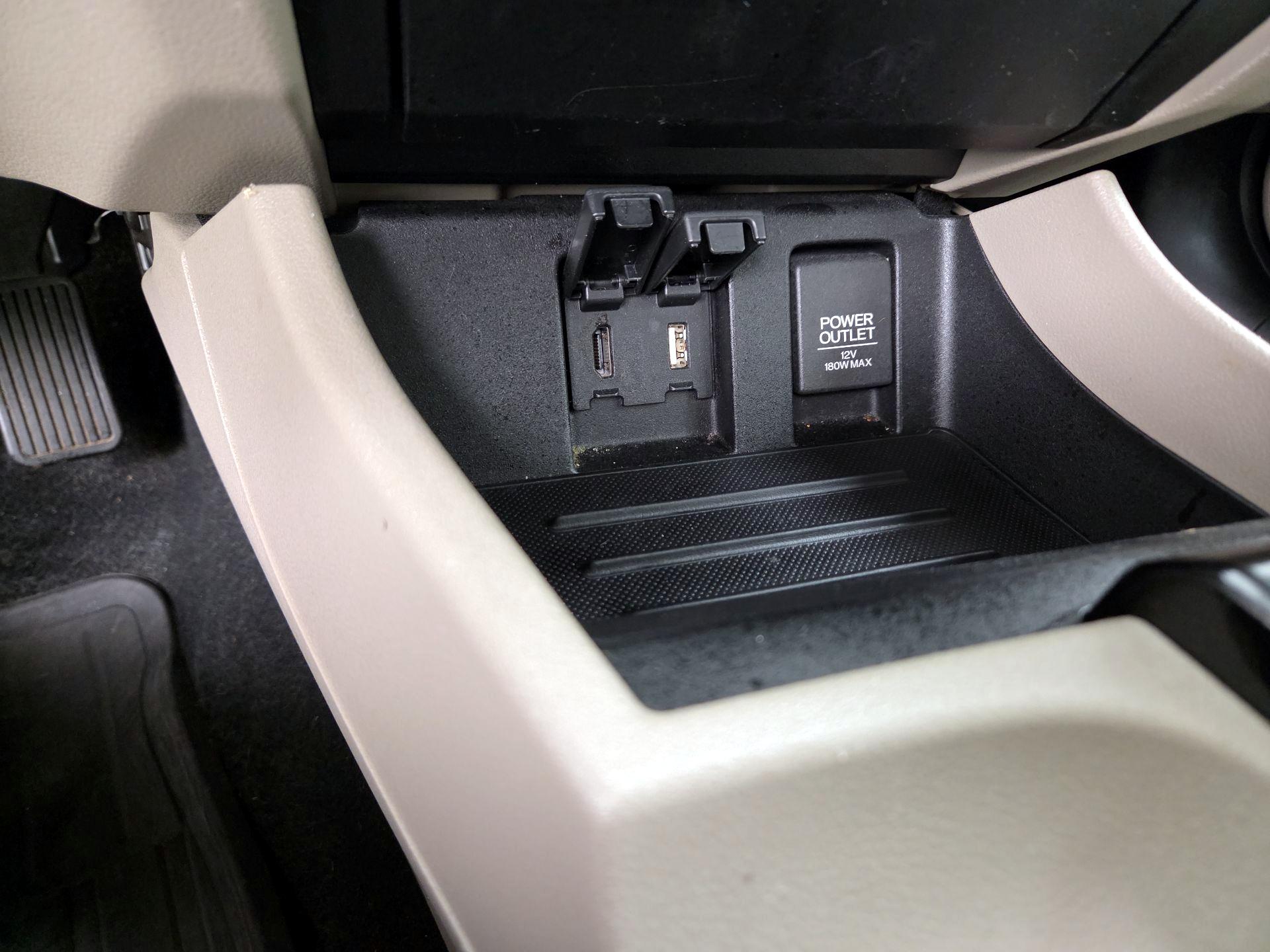 Thumbnail: 2014 Honda Civic - 18