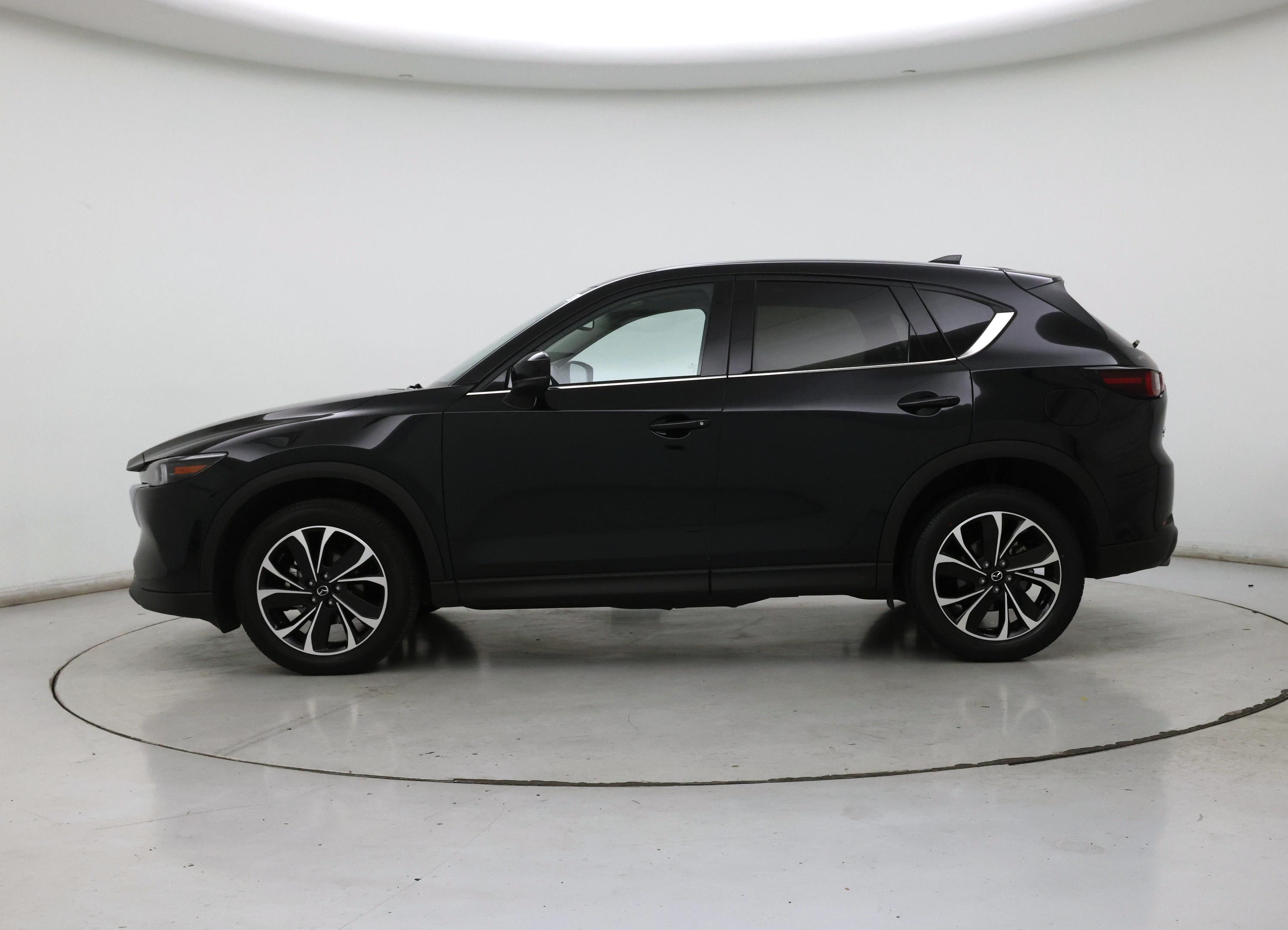 Thumbnail: 2023 Mazda CX-5 - 3