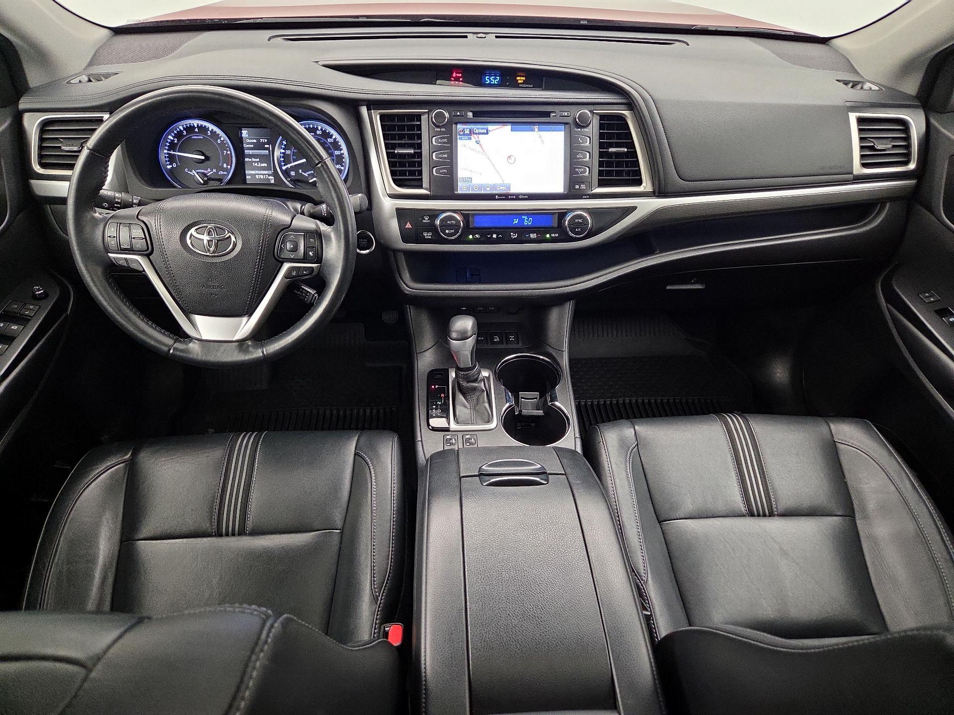 Thumbnail: 2018 Toyota Highlander - 9