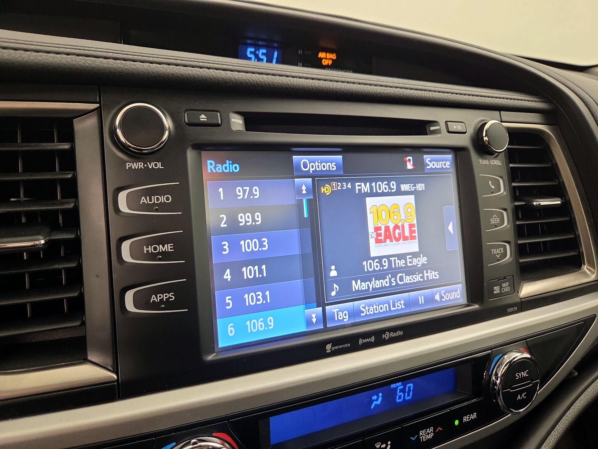 Thumbnail: 2018 Toyota Highlander - 16