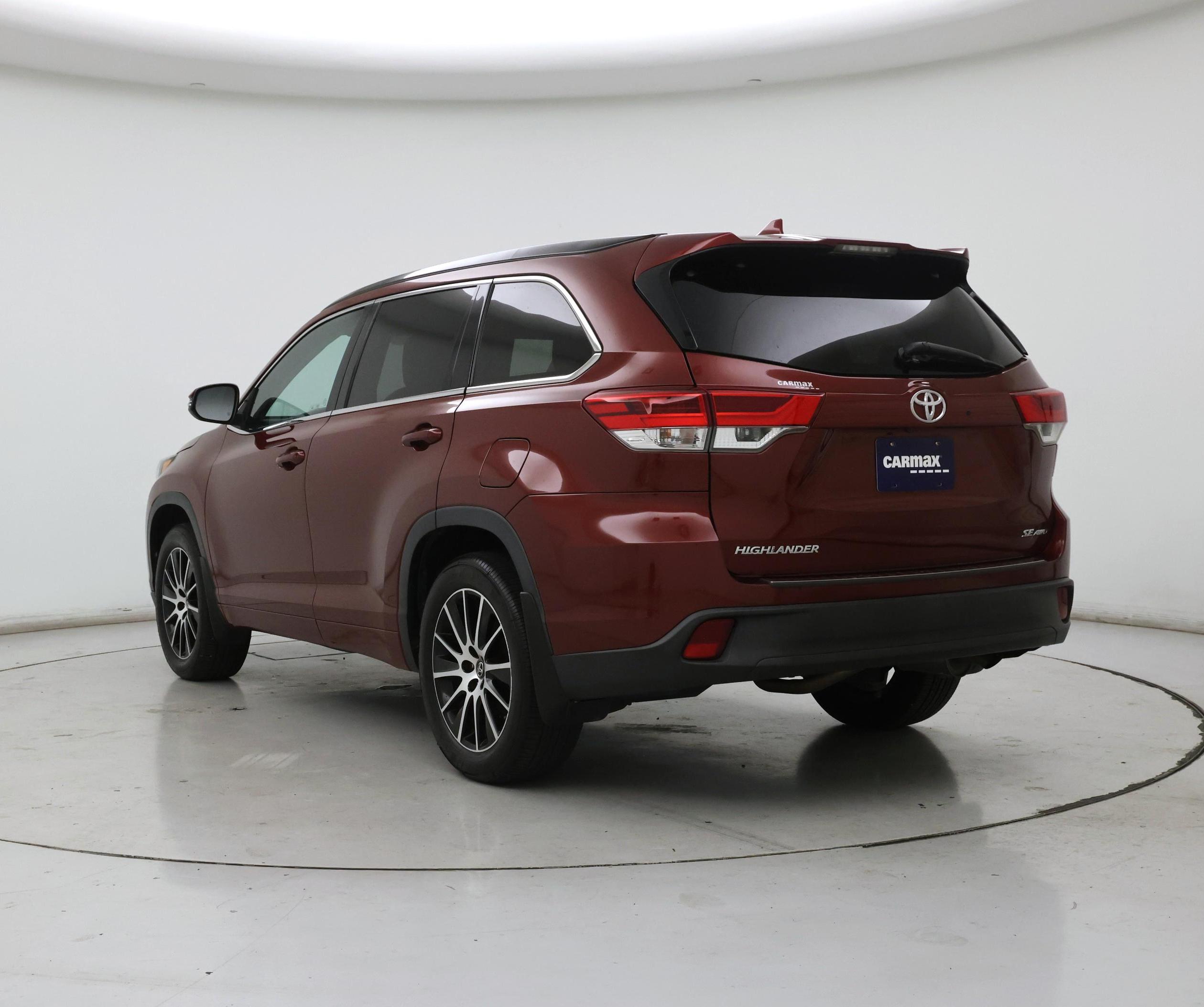 Thumbnail: 2018 Toyota Highlander - 2
