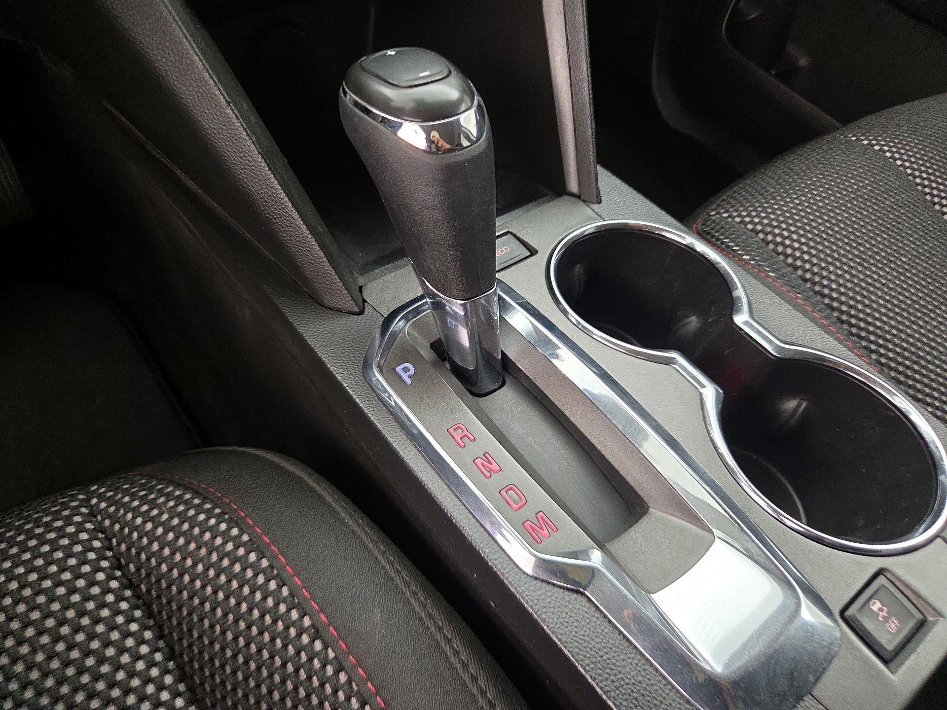 Thumbnail: 2017 GMC Terrain - 17