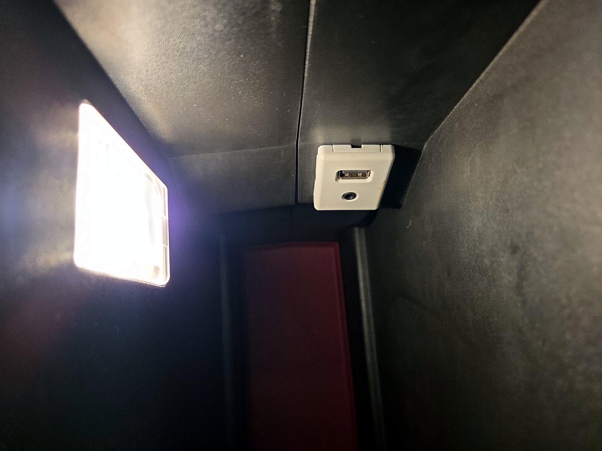 Thumbnail: 2017 GMC Terrain - 18