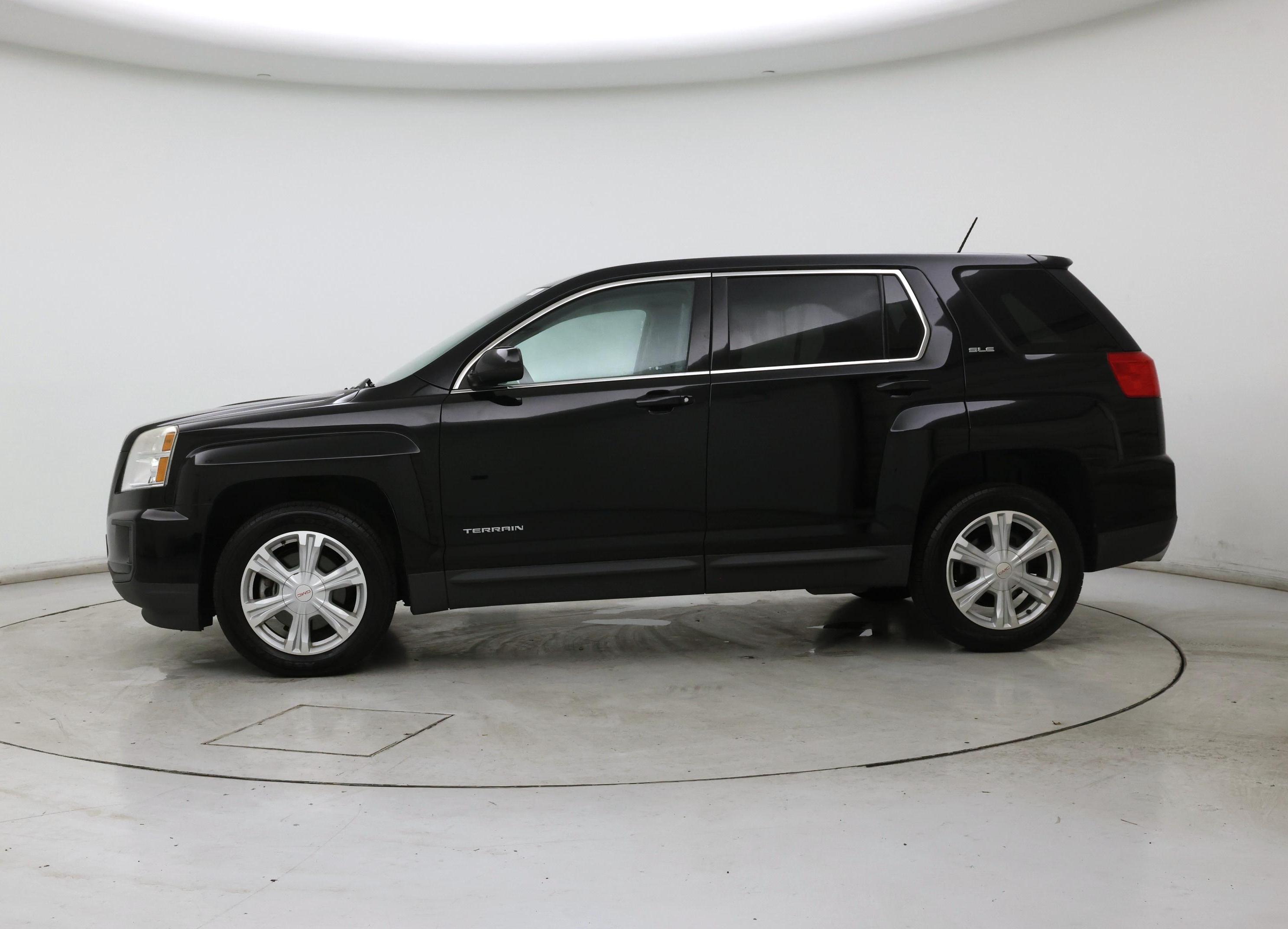 Thumbnail: 2017 GMC Terrain - 3