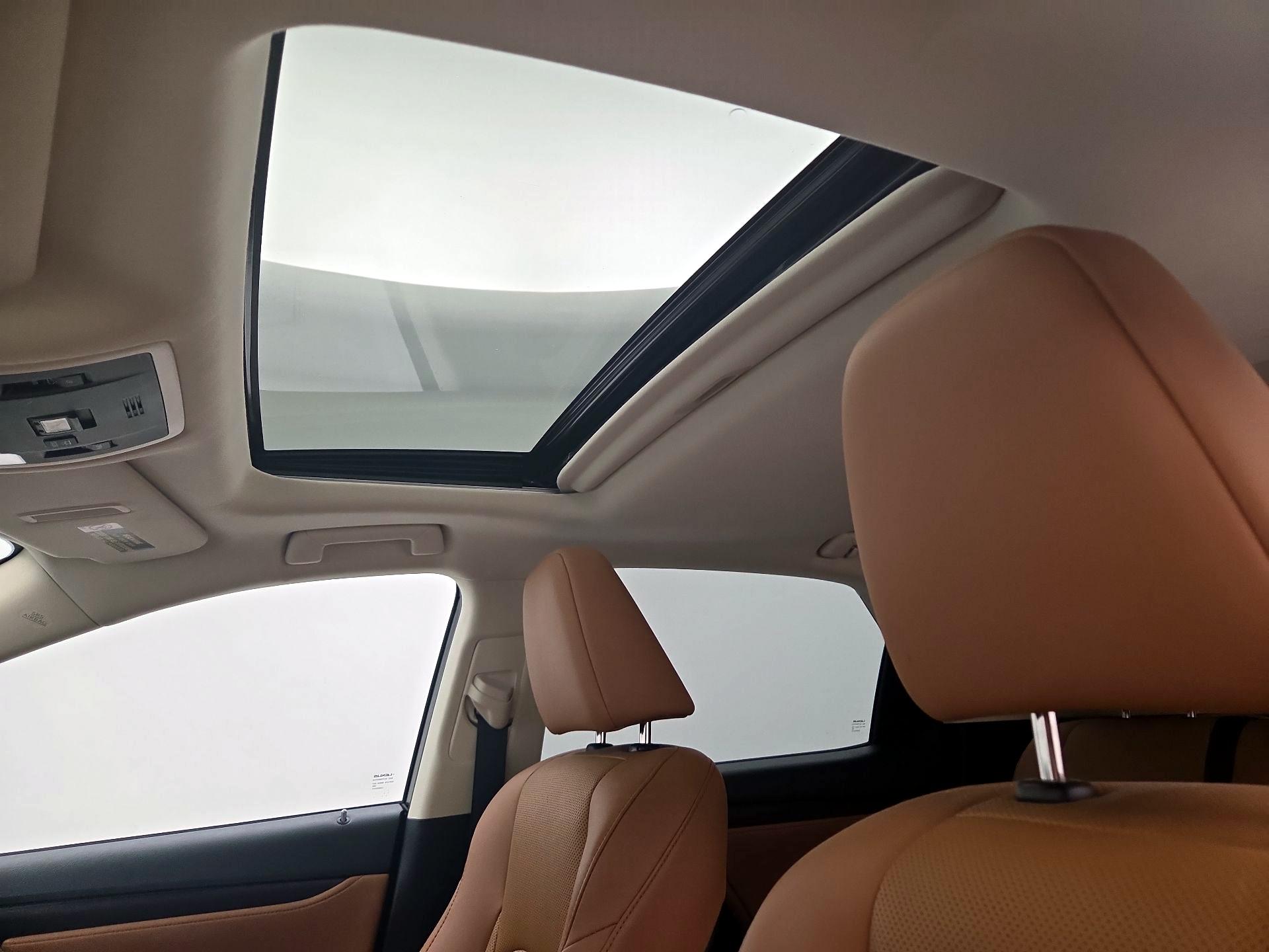 Thumbnail: 2021 Lexus RX - 20