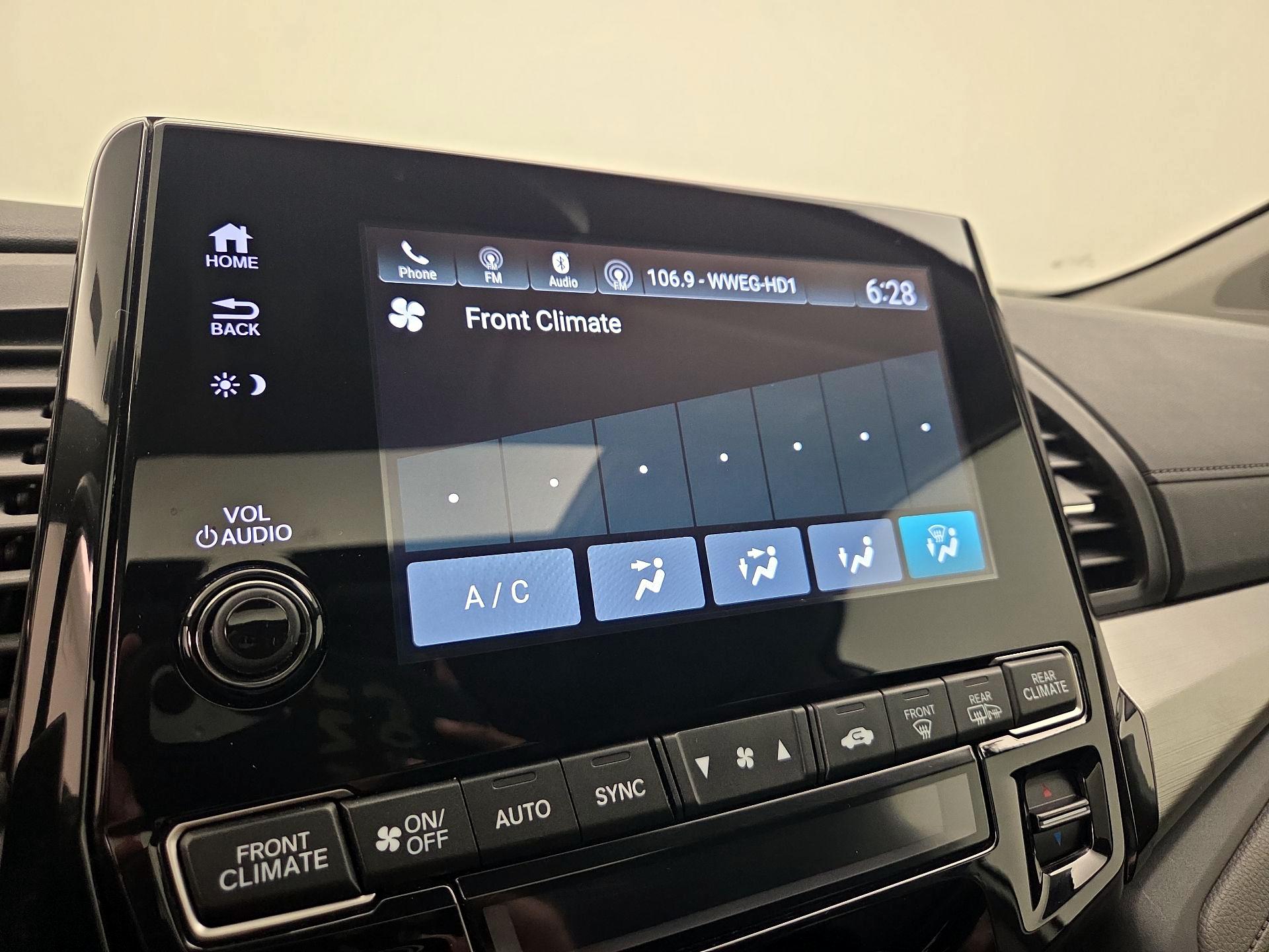 Thumbnail: 2018 Honda Odyssey - 16