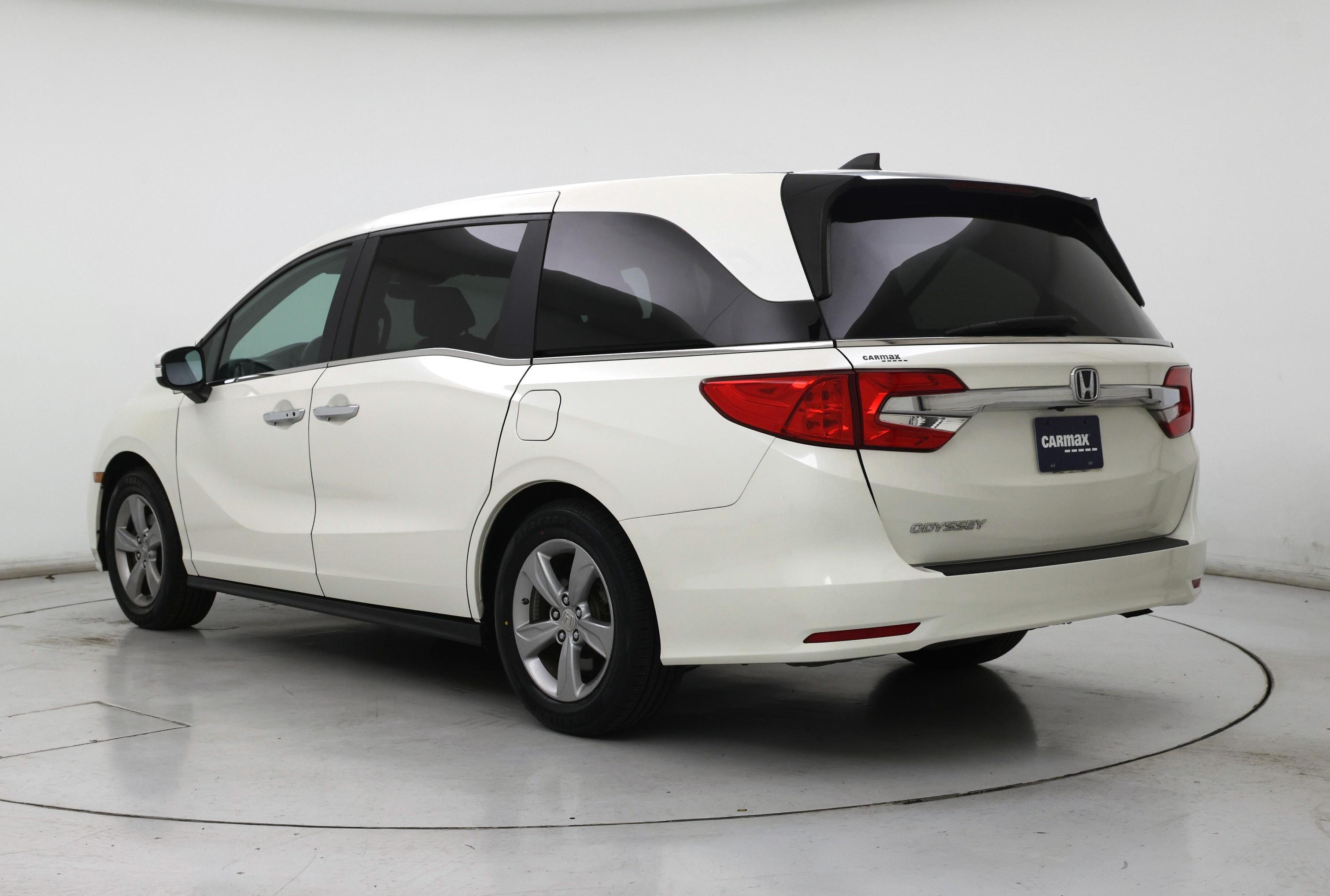 Thumbnail: 2018 Honda Odyssey - 2