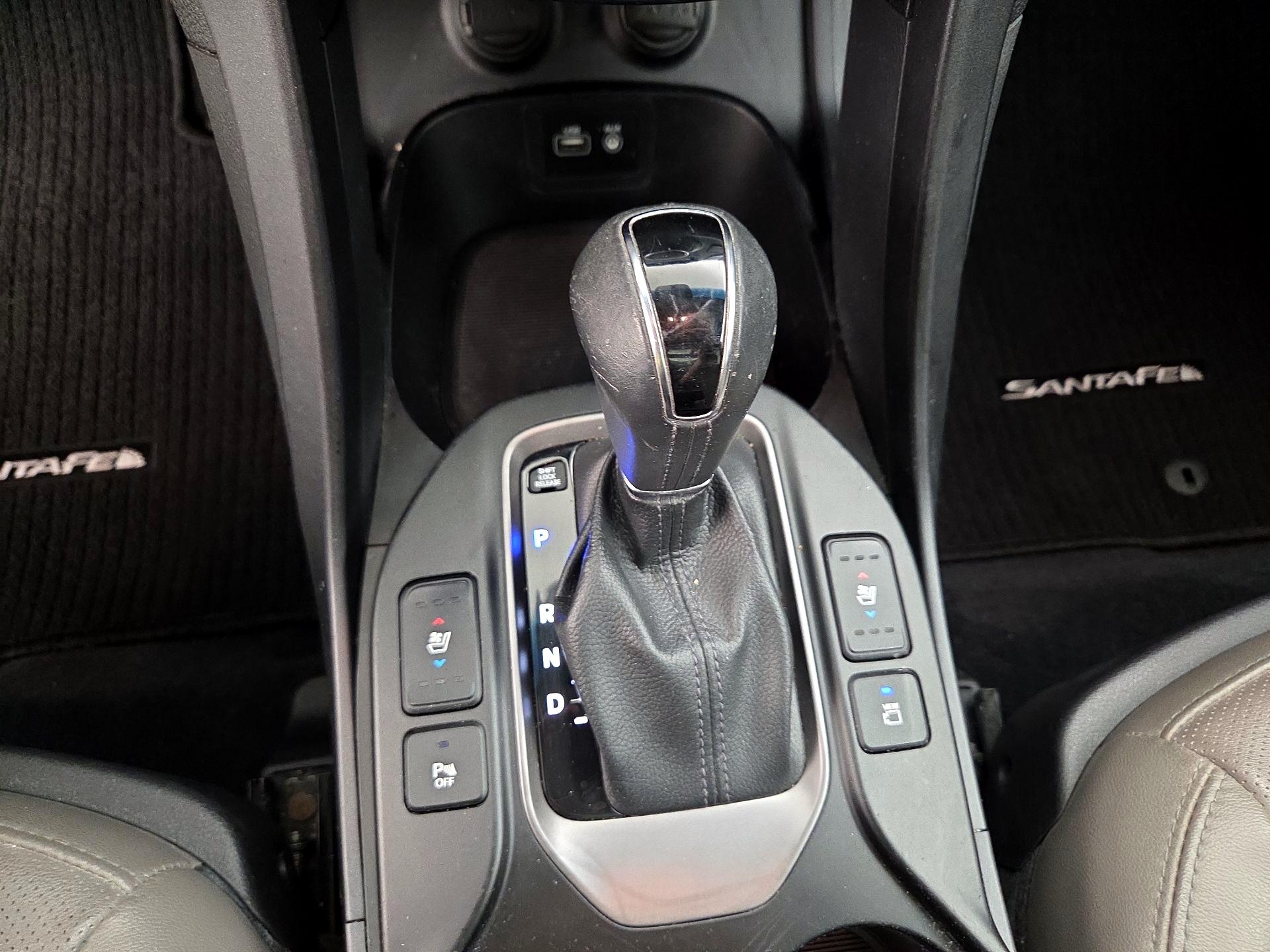 Thumbnail: 2017 Hyundai Santa Fe - 18