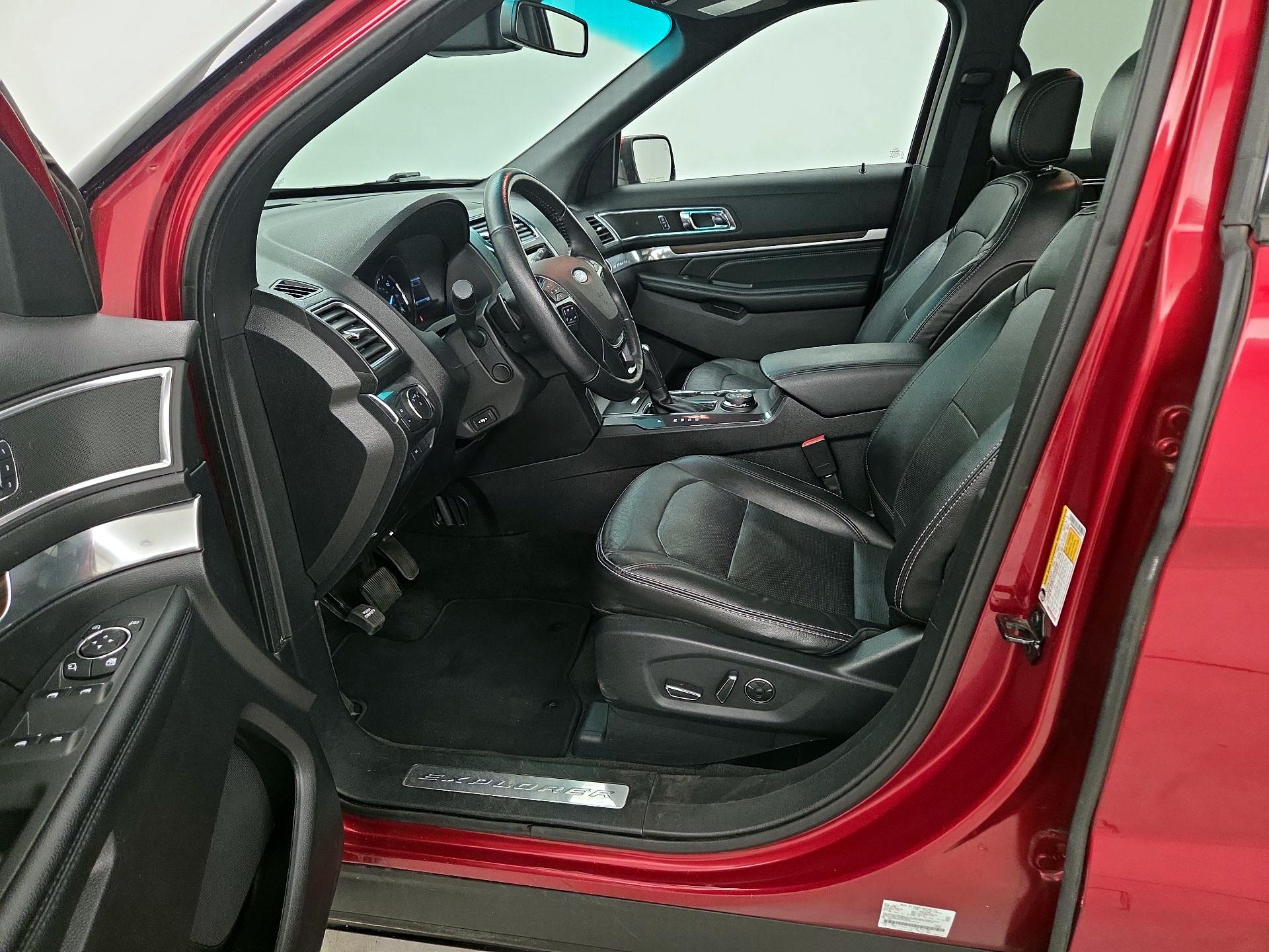 Thumbnail: 2017 Ford Explorer - 11