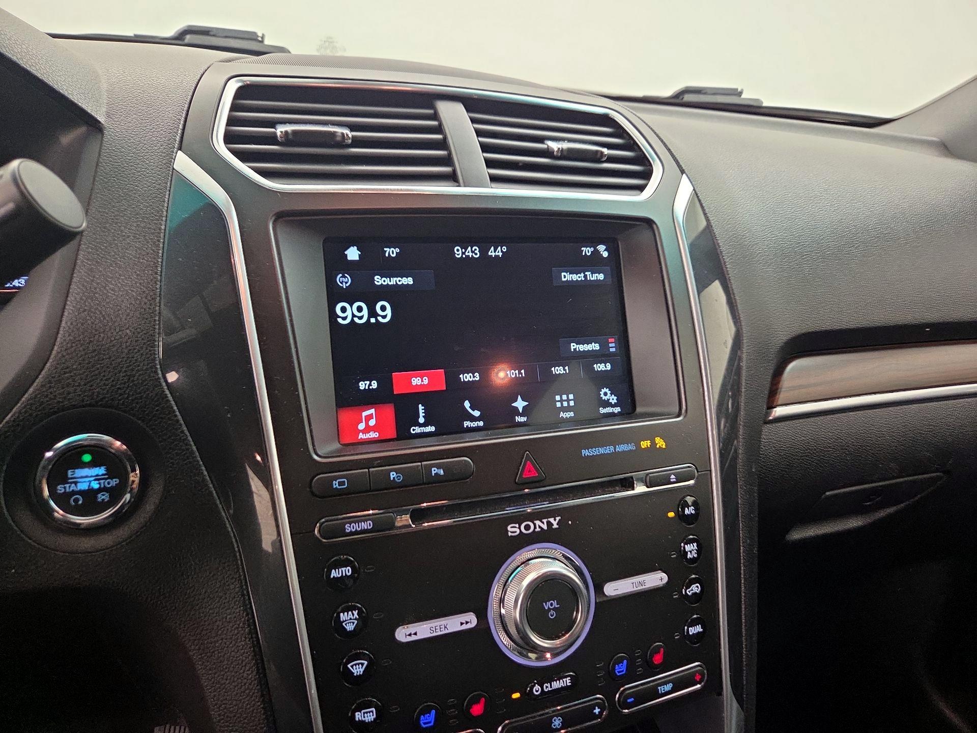 Thumbnail: 2017 Ford Explorer - 16