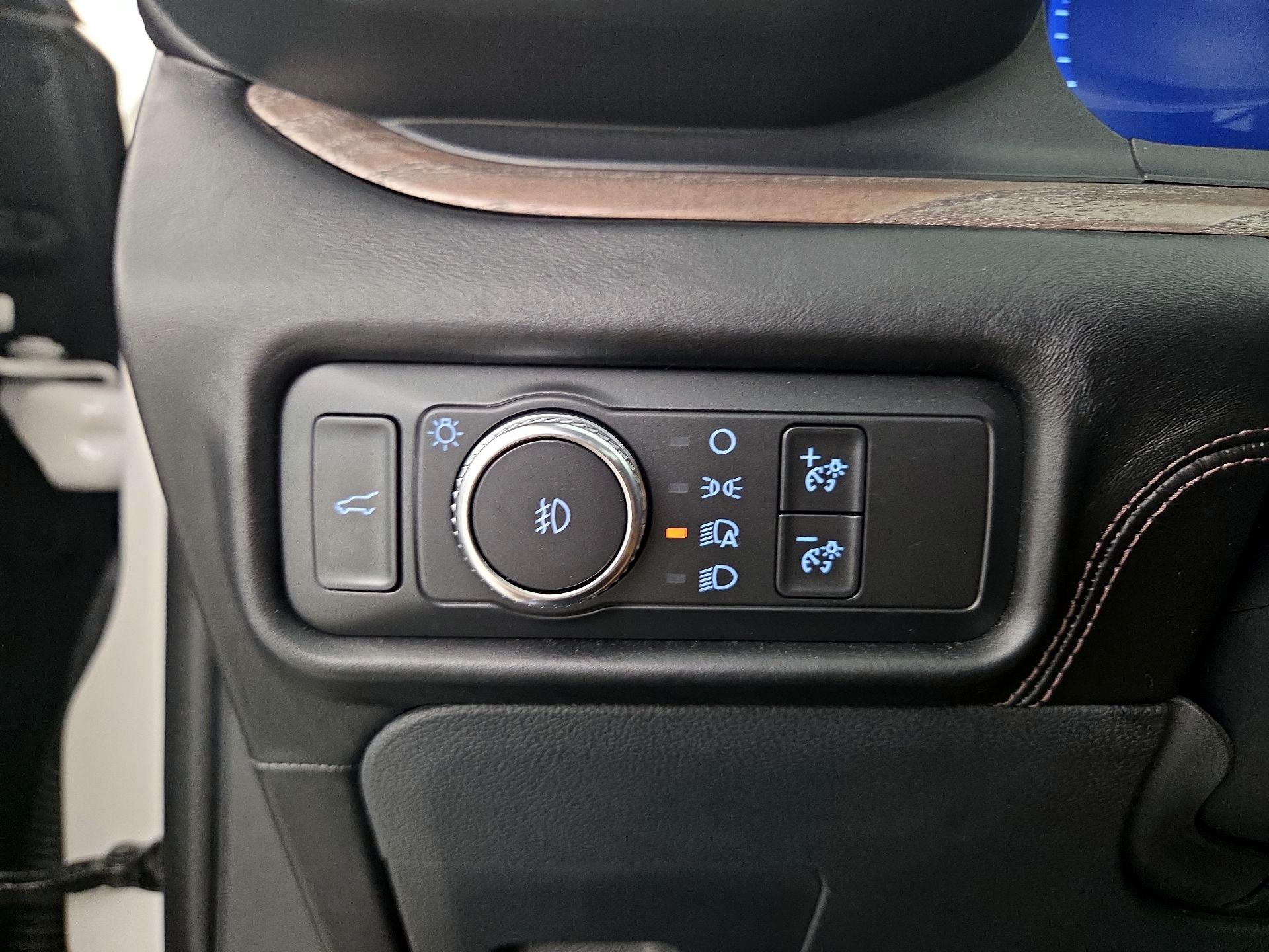 Thumbnail: 2020 Ford Explorer - 13