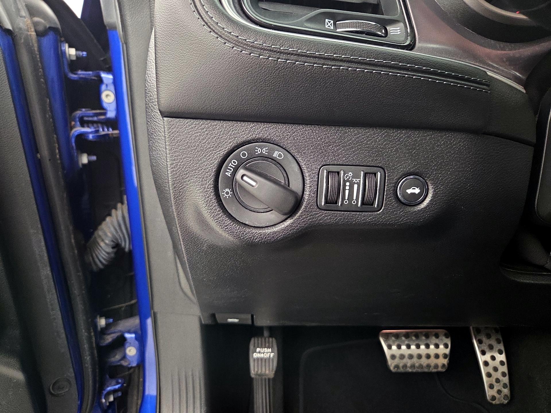 Thumbnail: 2020 Dodge Challenger - 13