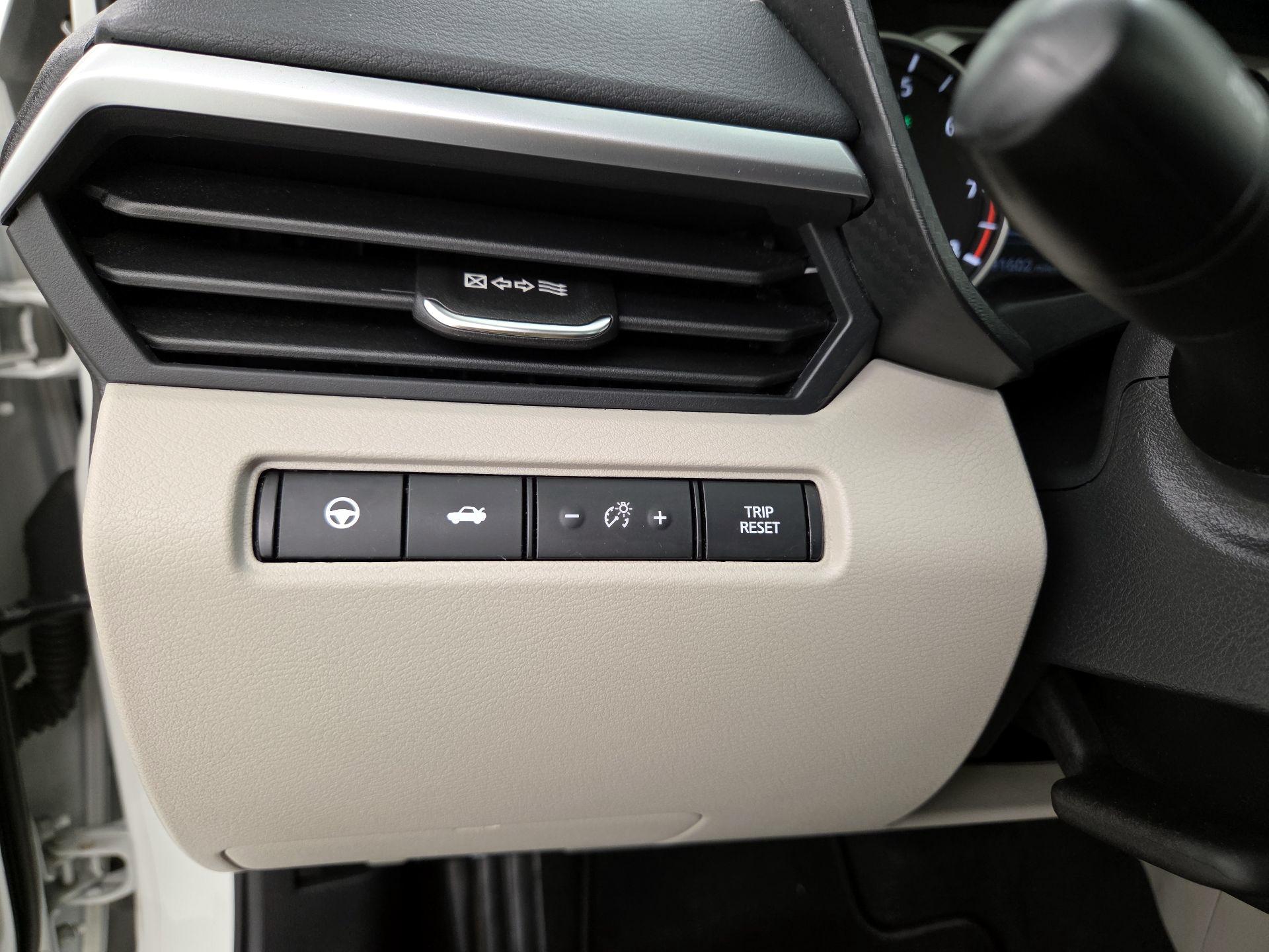 Thumbnail: 2019 Nissan Altima - 13