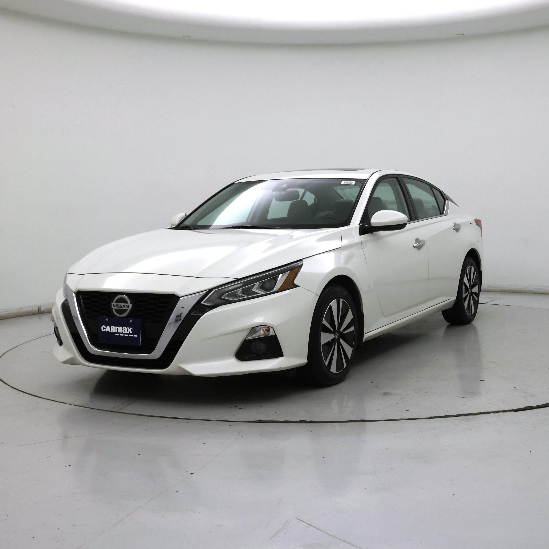 Thumbnail: 2019 Nissan Altima - 4