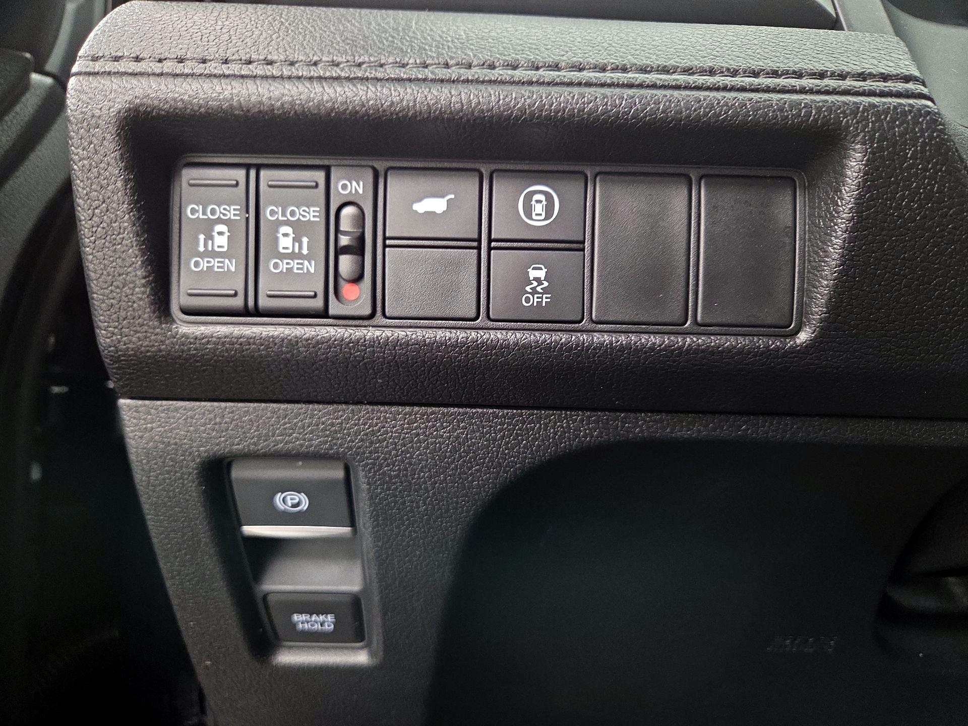 Thumbnail: 2021 Honda Odyssey - 13